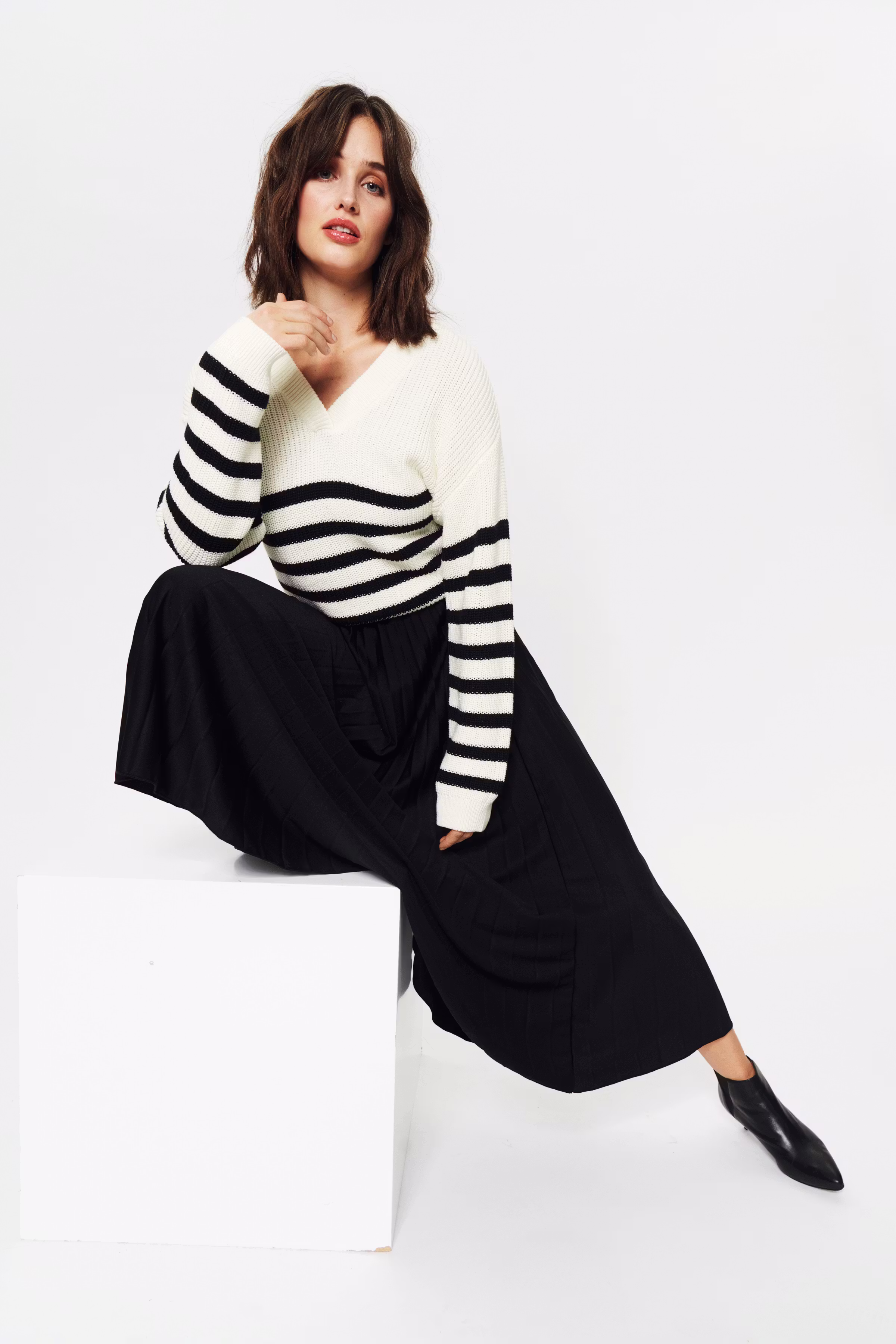 LuiseSZ Rock LOCATION NONE 30512205-193911