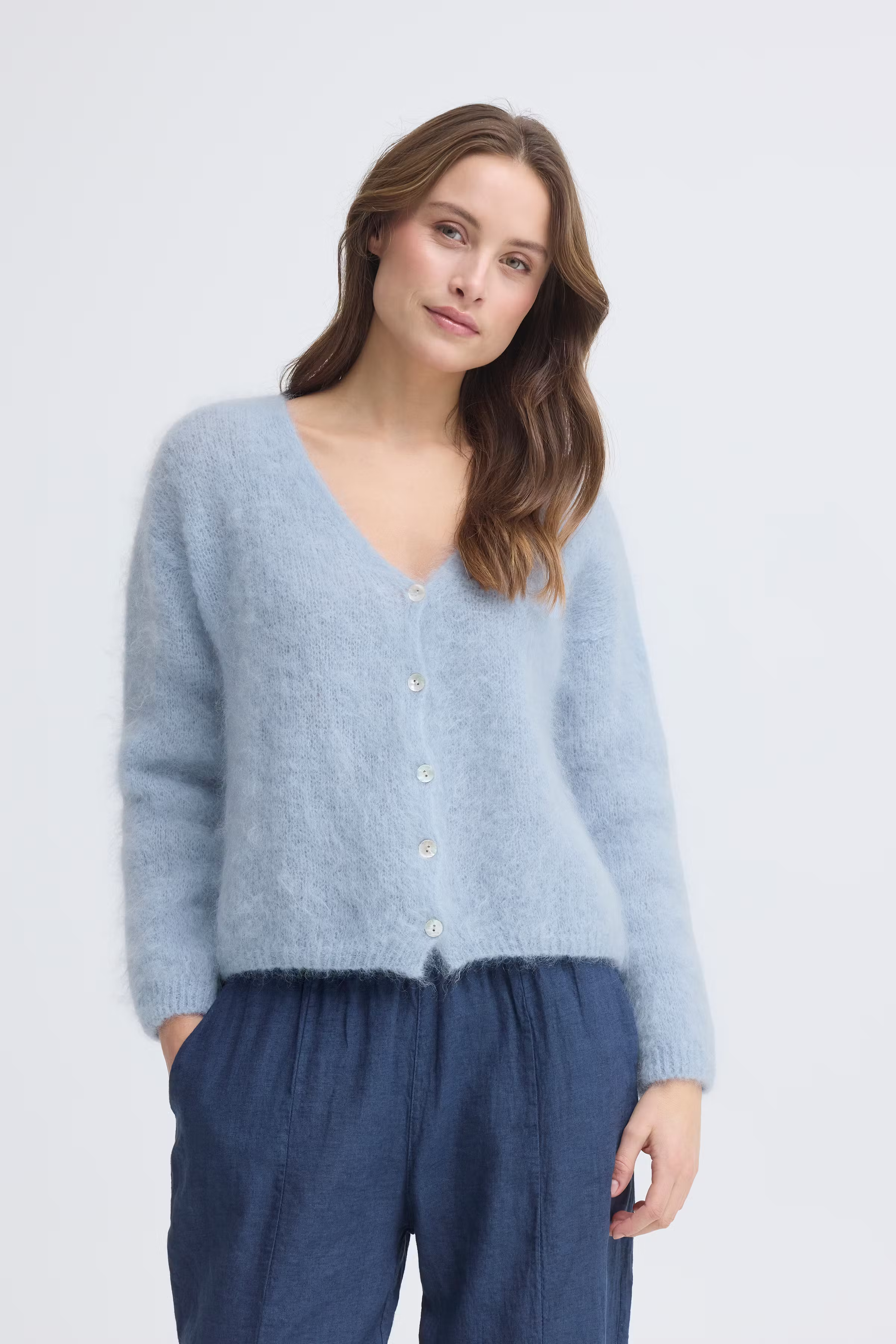 SBELLIE Cardigan LOOKBOOK FRONT 22101154-144112