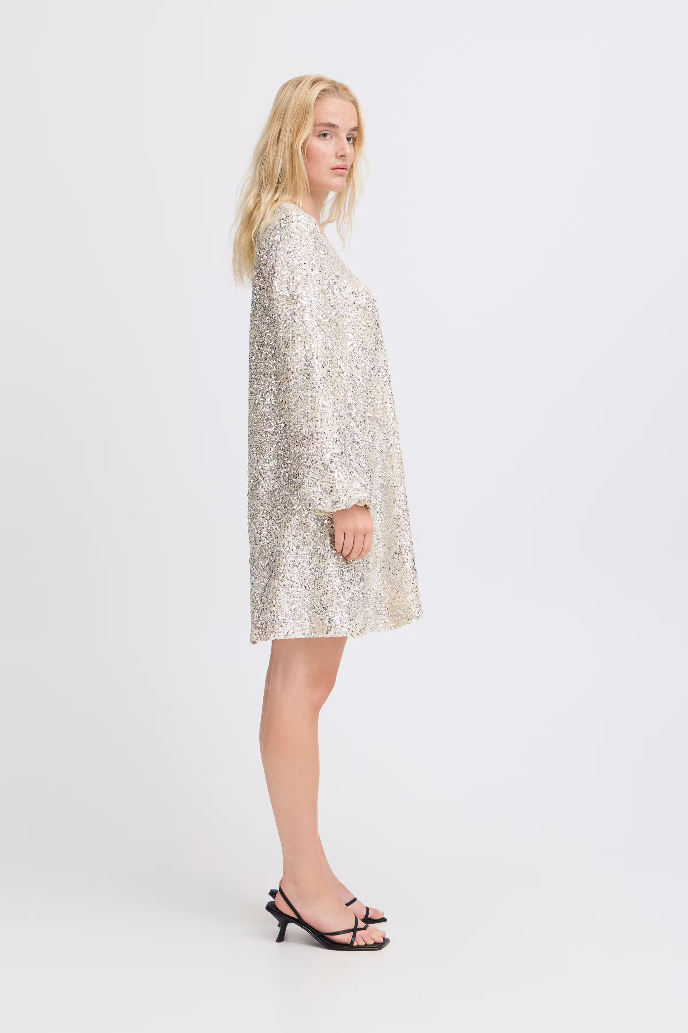 IHFAUCI Kjole LOOKBOOK DETAIL 20120062-204751