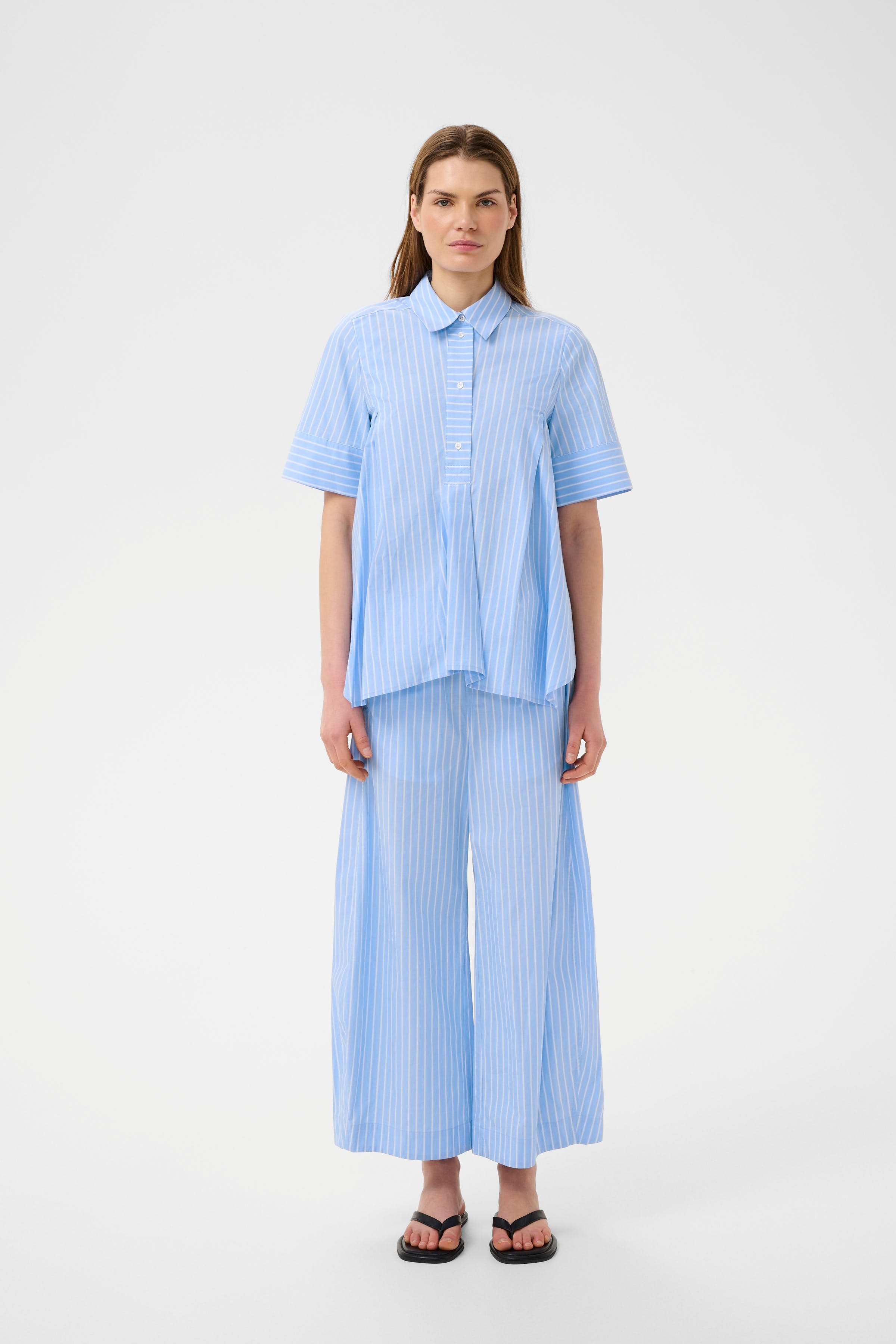RAELYNNIW Poplin Overhemd LOOKBOOK FRONT 30112490-900007448