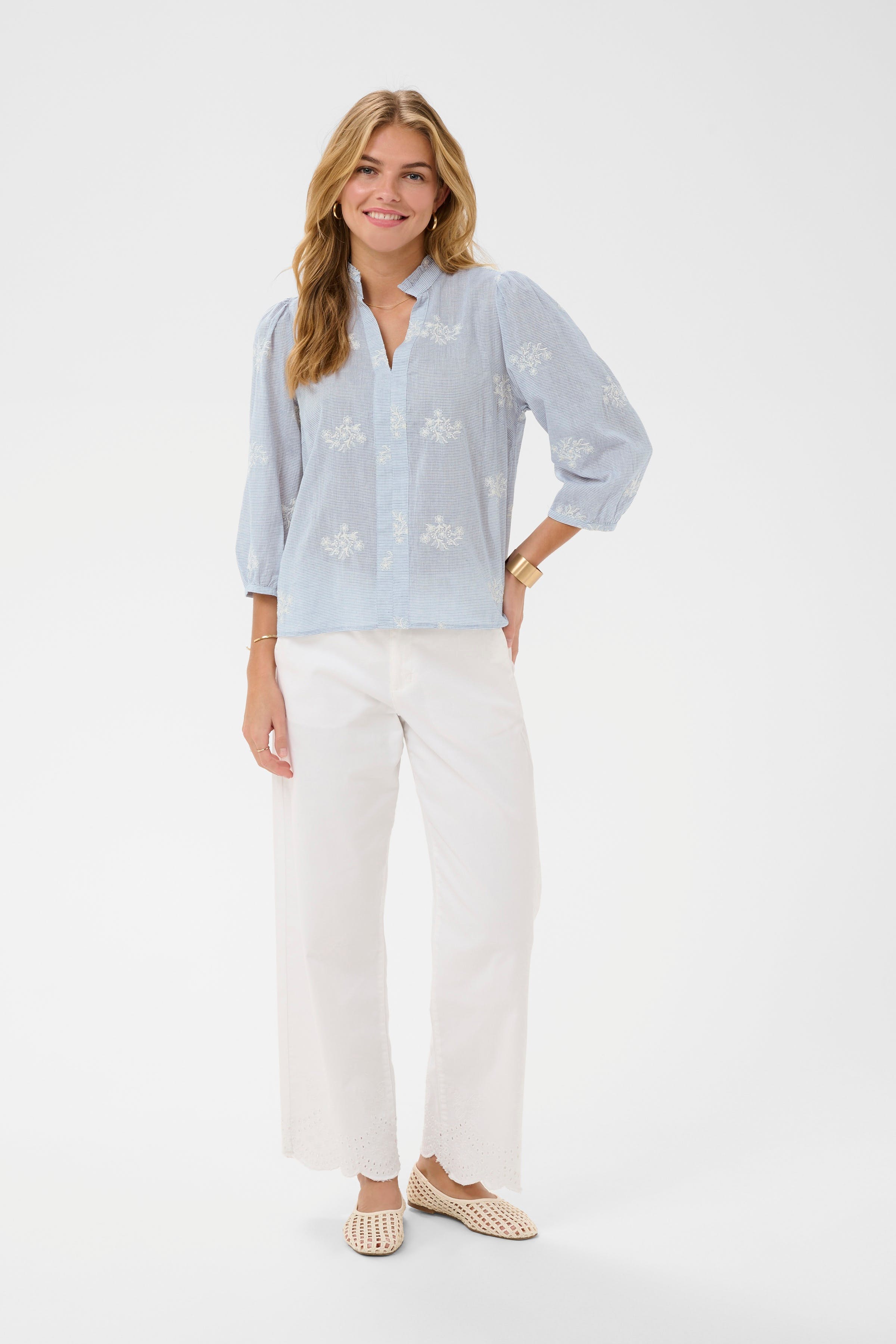 CRKorey Bluse LOOKBOOK FRONT 10614966-109514