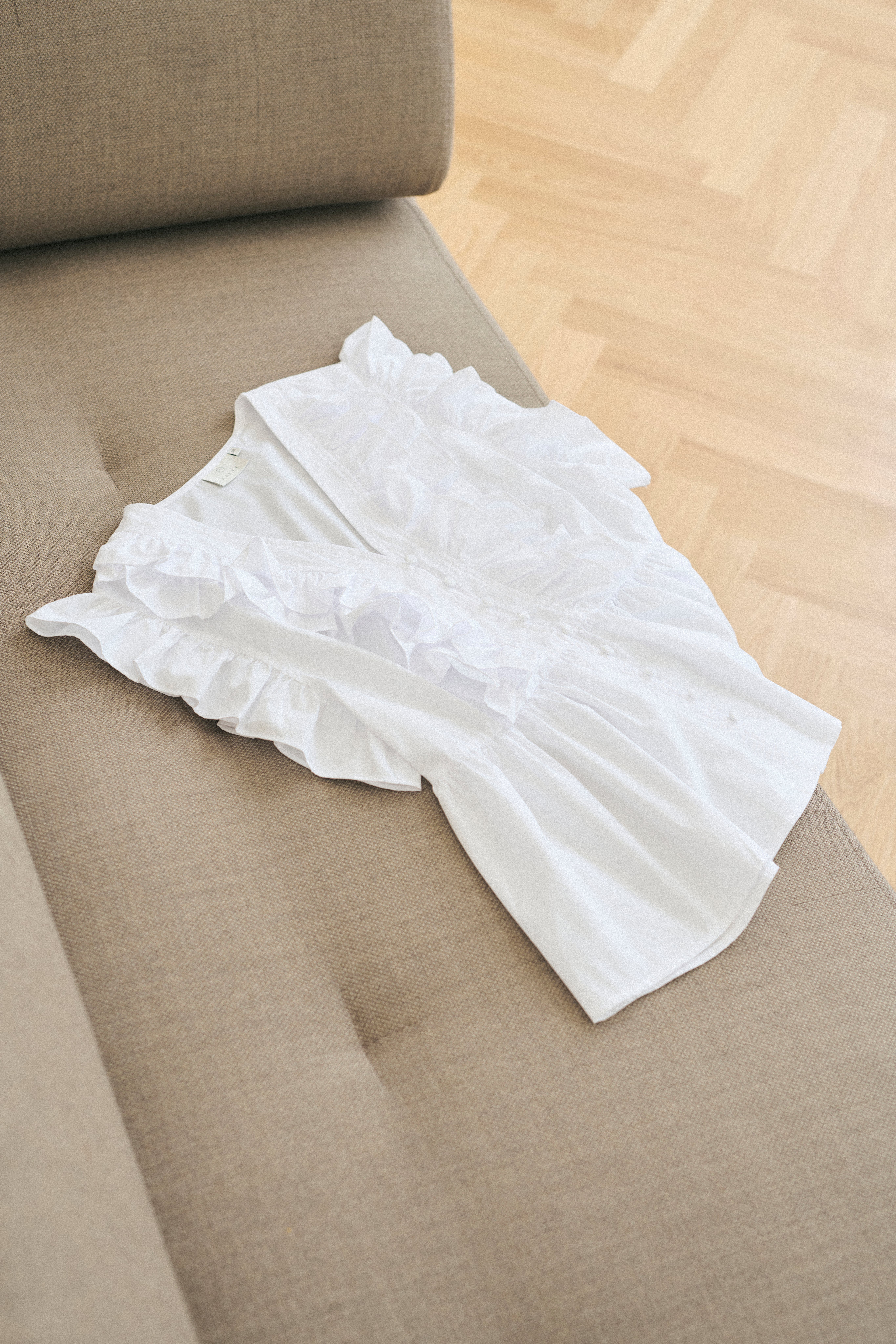 KAgerid Blouse LOCATION NONE 10510444-110601