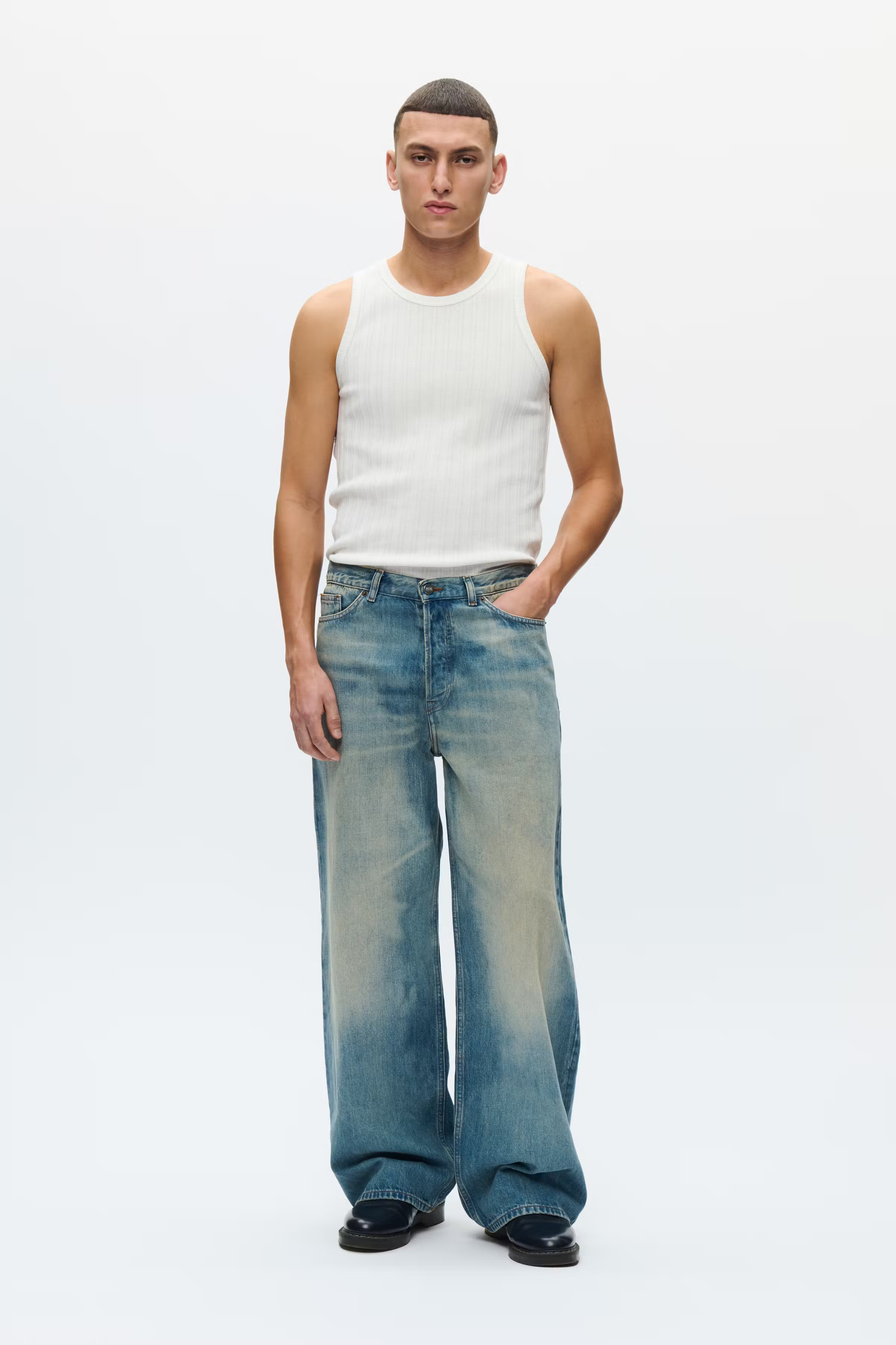 WWTank Top LOOKBOOK FRONT 30252005-114300