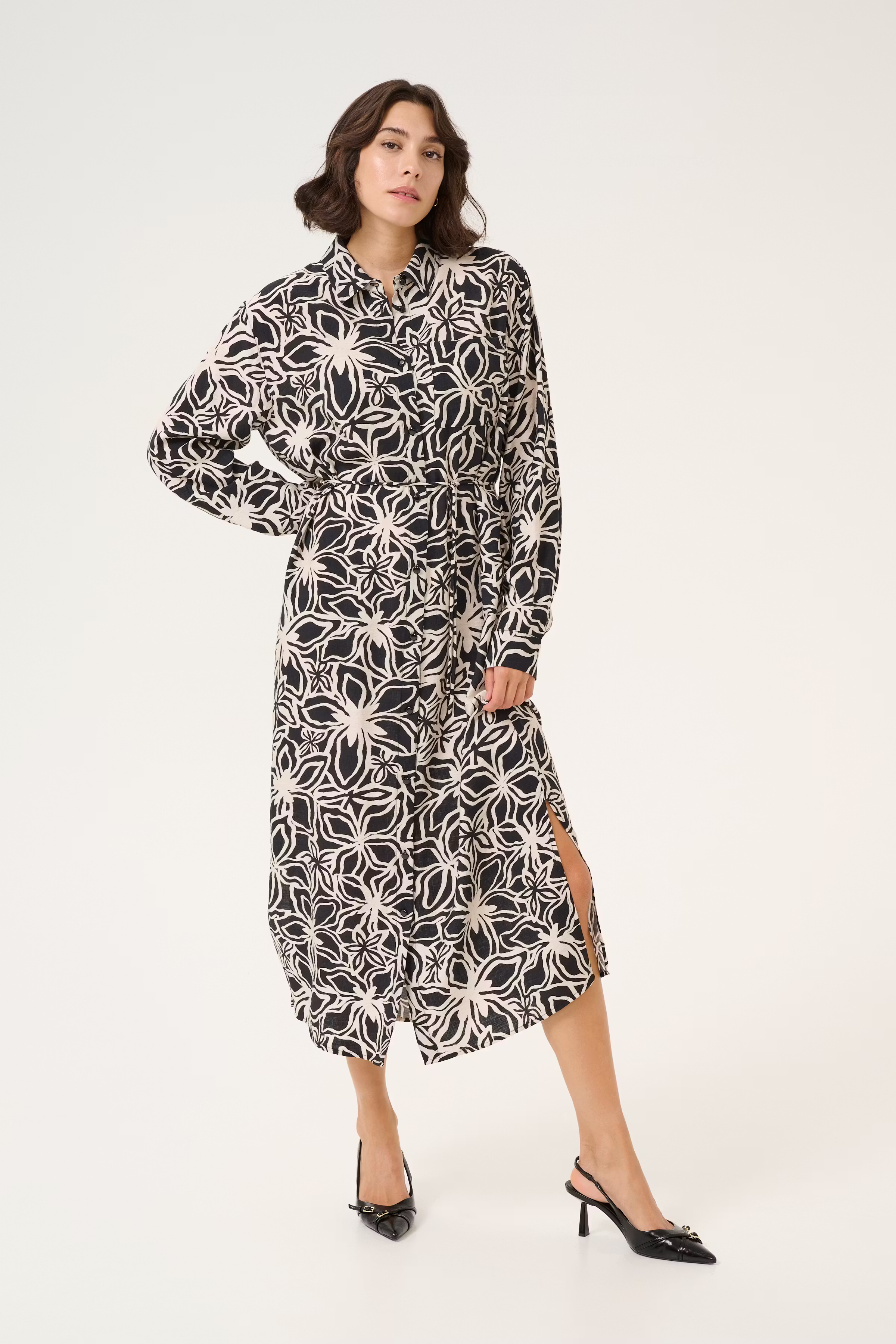 KAhannah Dress LOOKBOOK FRONT 10509605-107080