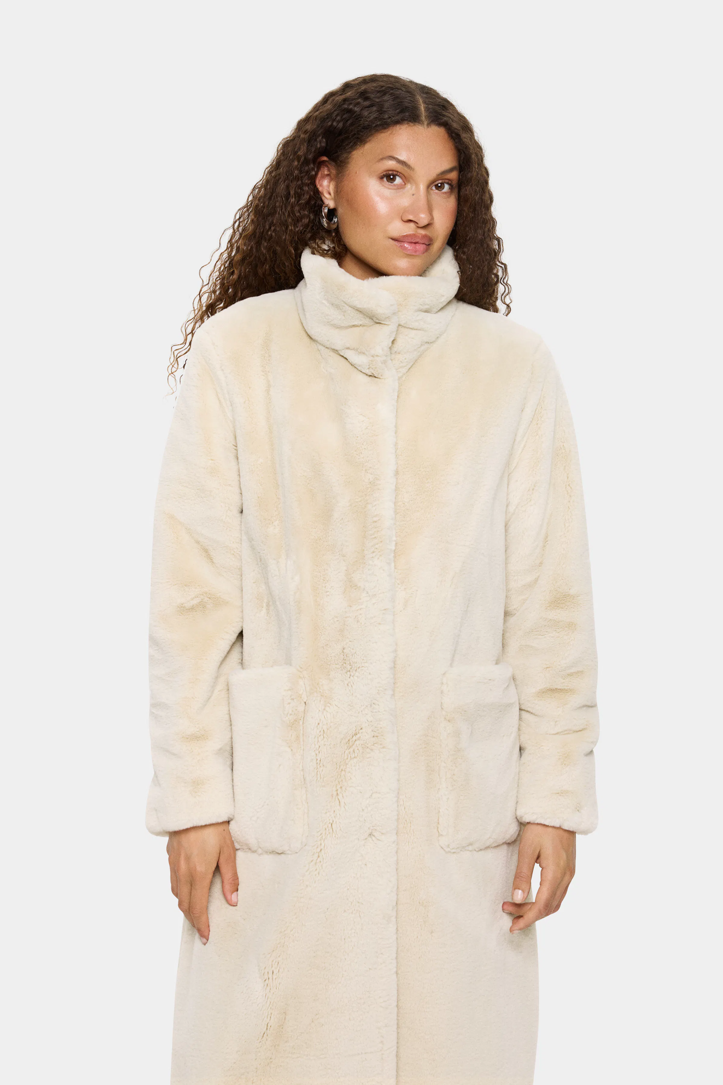 LoesSZ Outerwear LOOKBOOK FRONT 30514123-161105