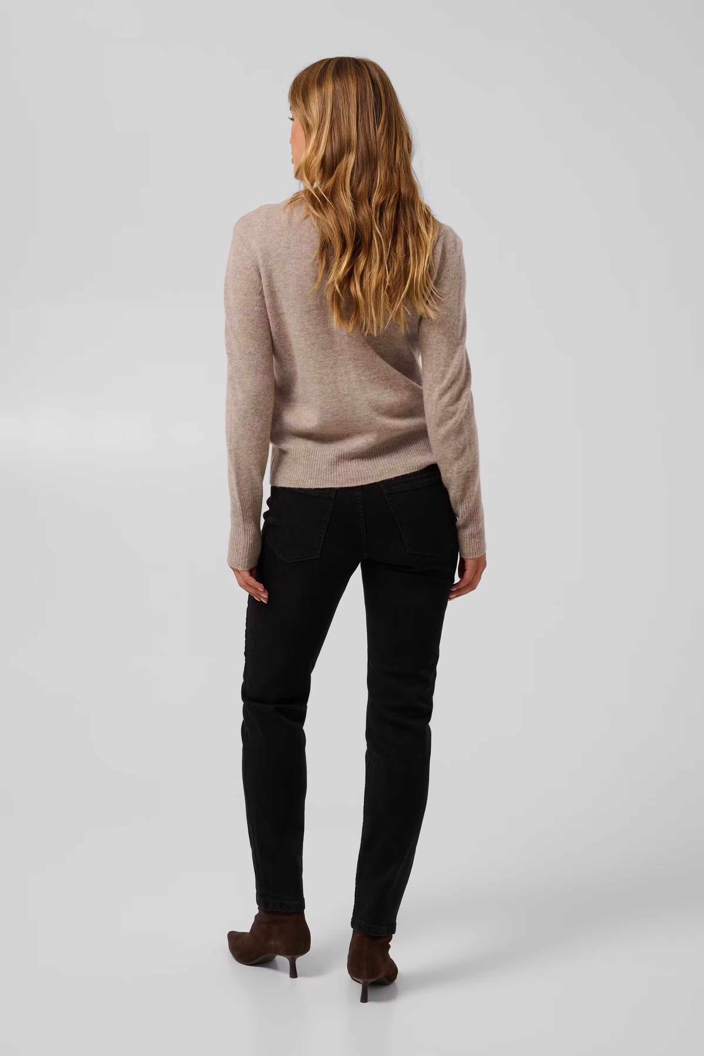 KAcashie Pullover LOOKBOOK BACK 10510873-109952