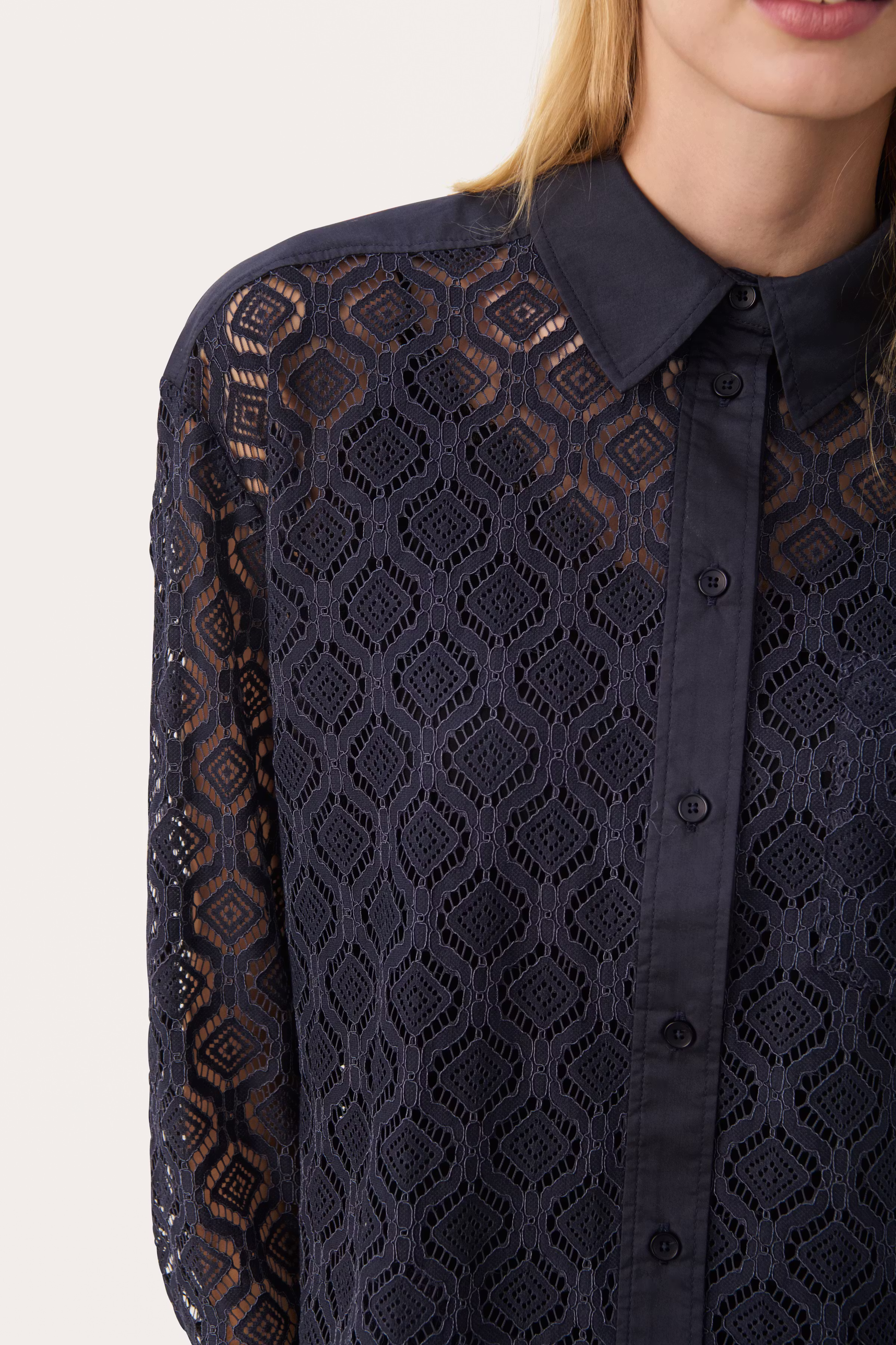 NanamiPW Overhemd LOOKBOOK DETAIL 30309439-194109