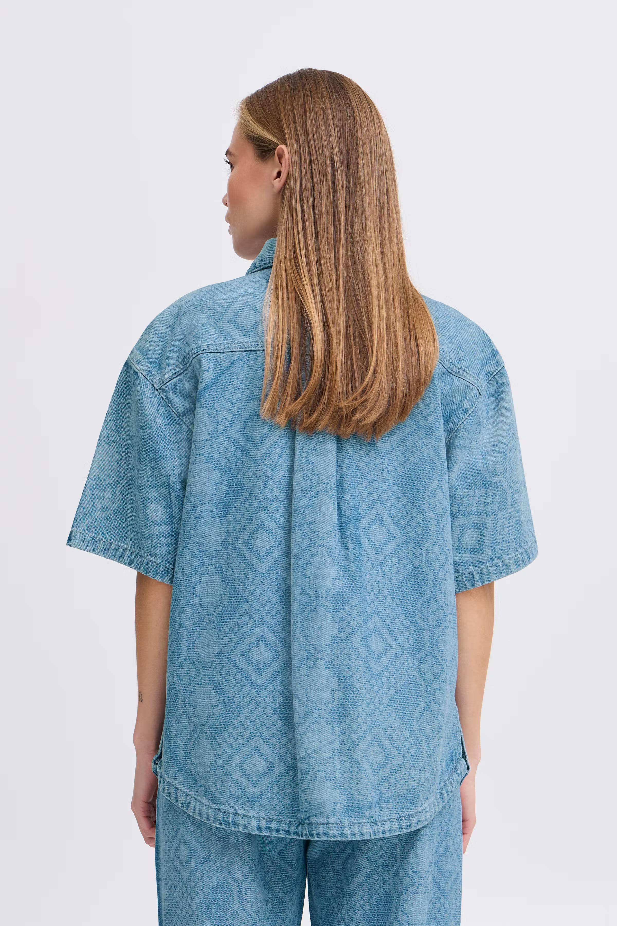 IHAMILIAS Denimskjorta LOOKBOOK BACK 20122343-203984