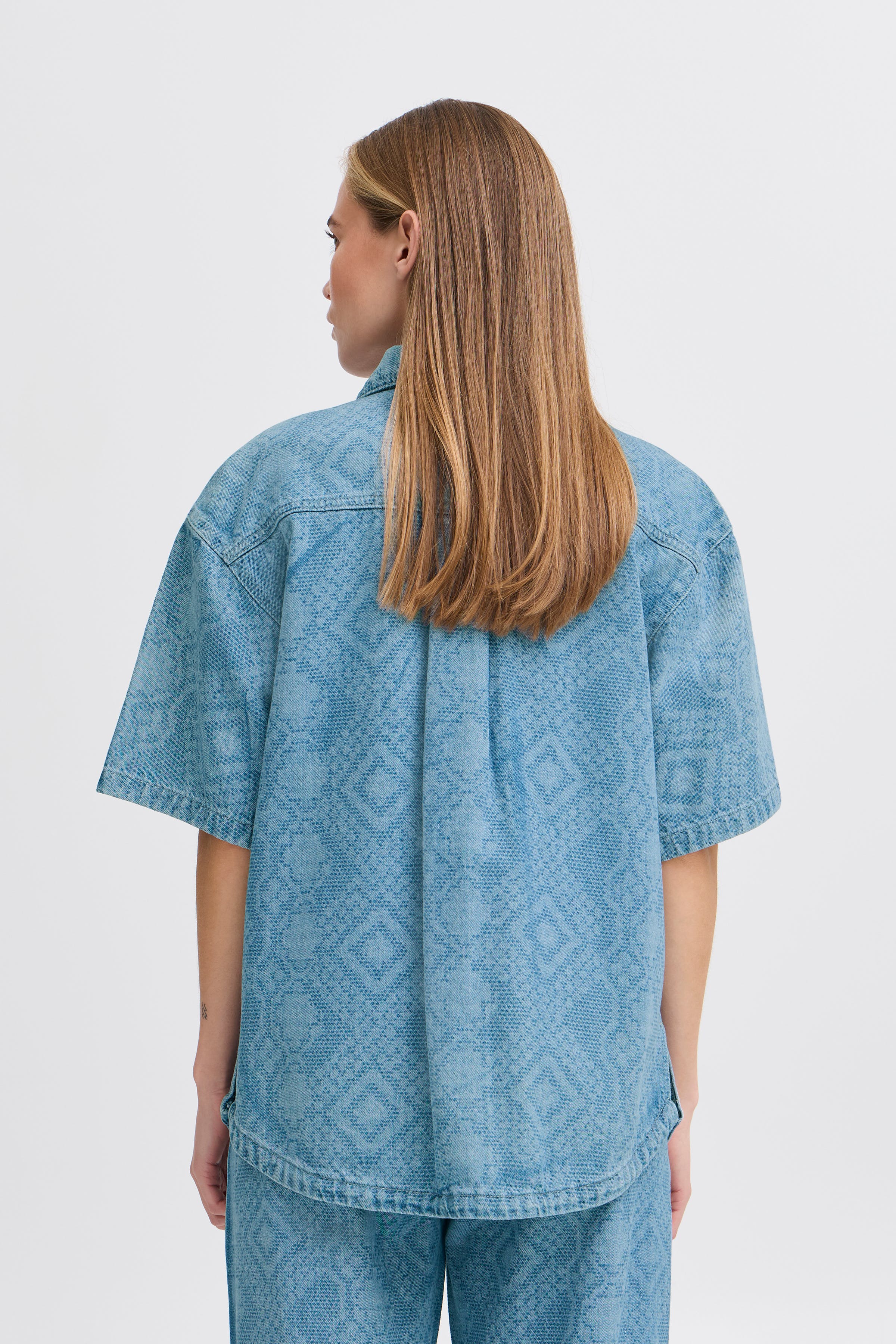 IHAMILIAS Denim skjorte LOOKBOOK BACK 20122343-203984