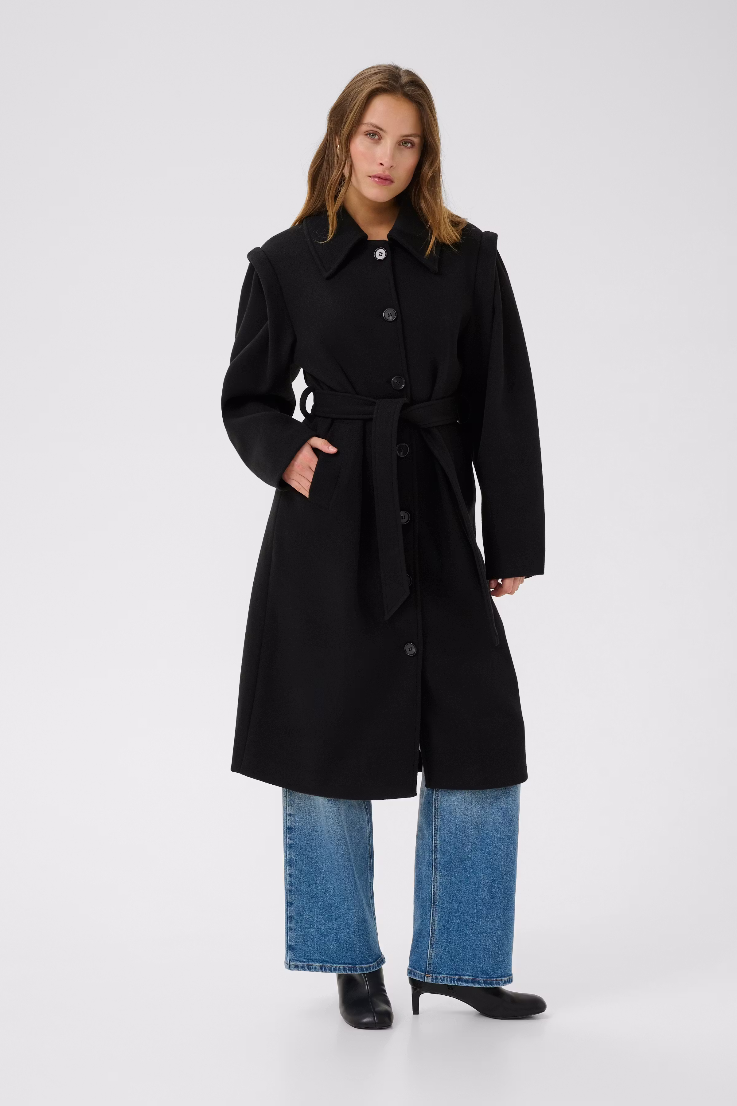 KAjulia Kåpe LOOKBOOK FRONT 10510240-100121