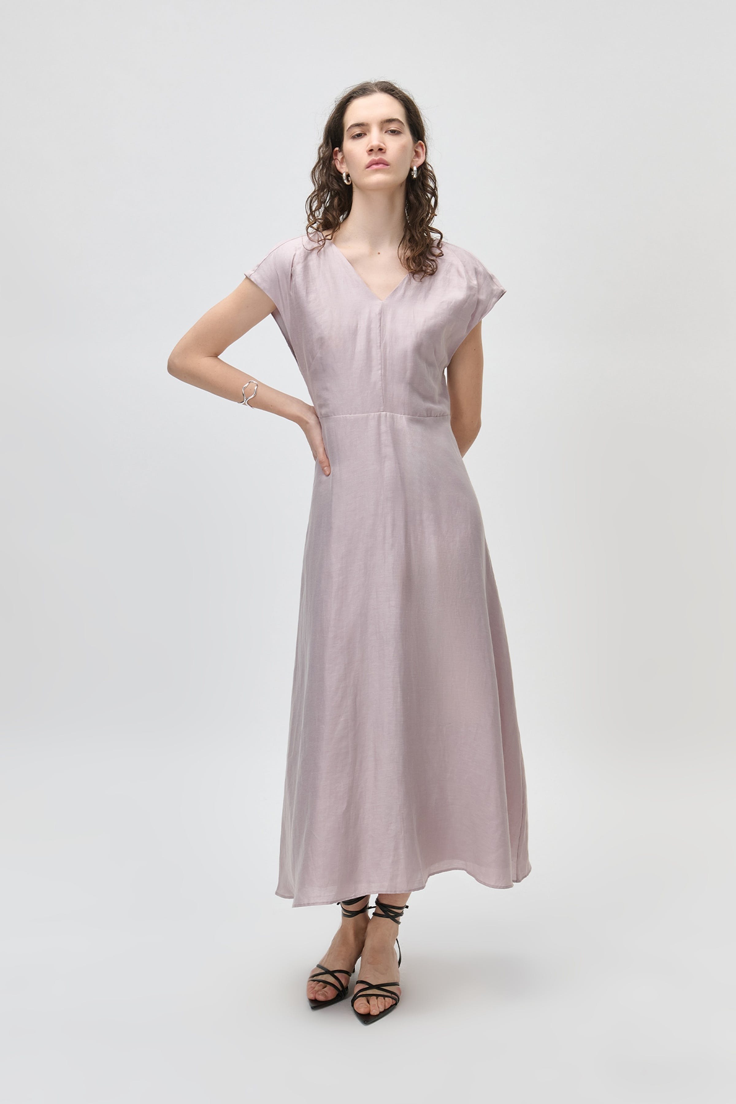 ODELINE Dress LOOKBOOK FRONT 30600666-PP709