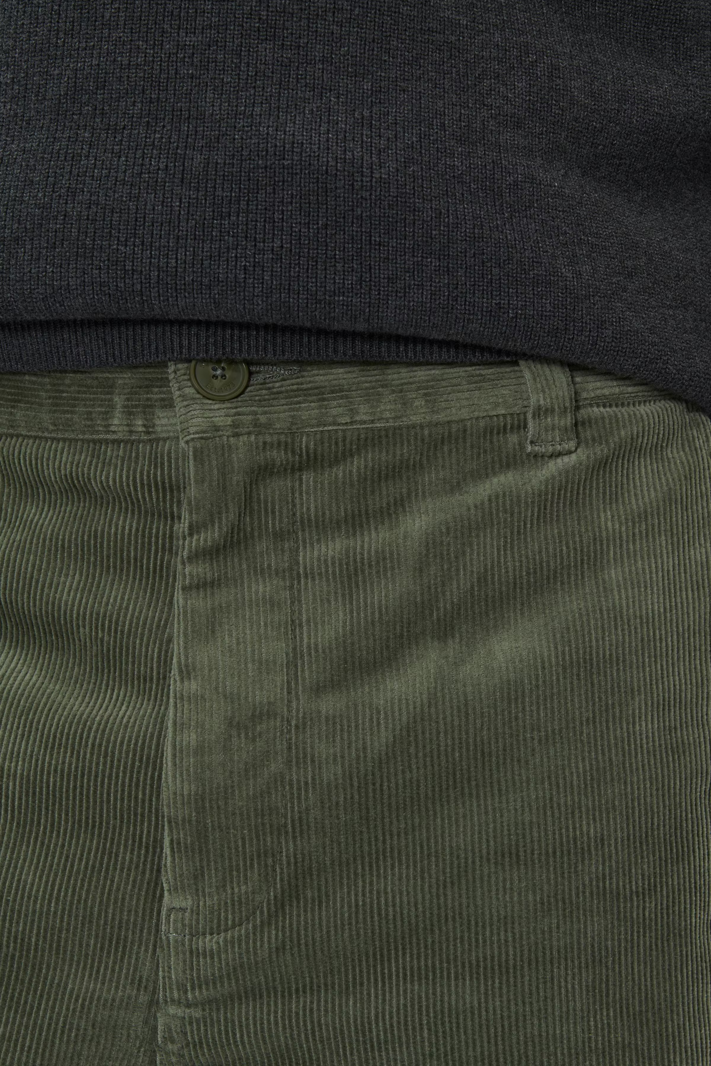 MAChino Byxor LOOKBOOK DETAIL 30208863-190309