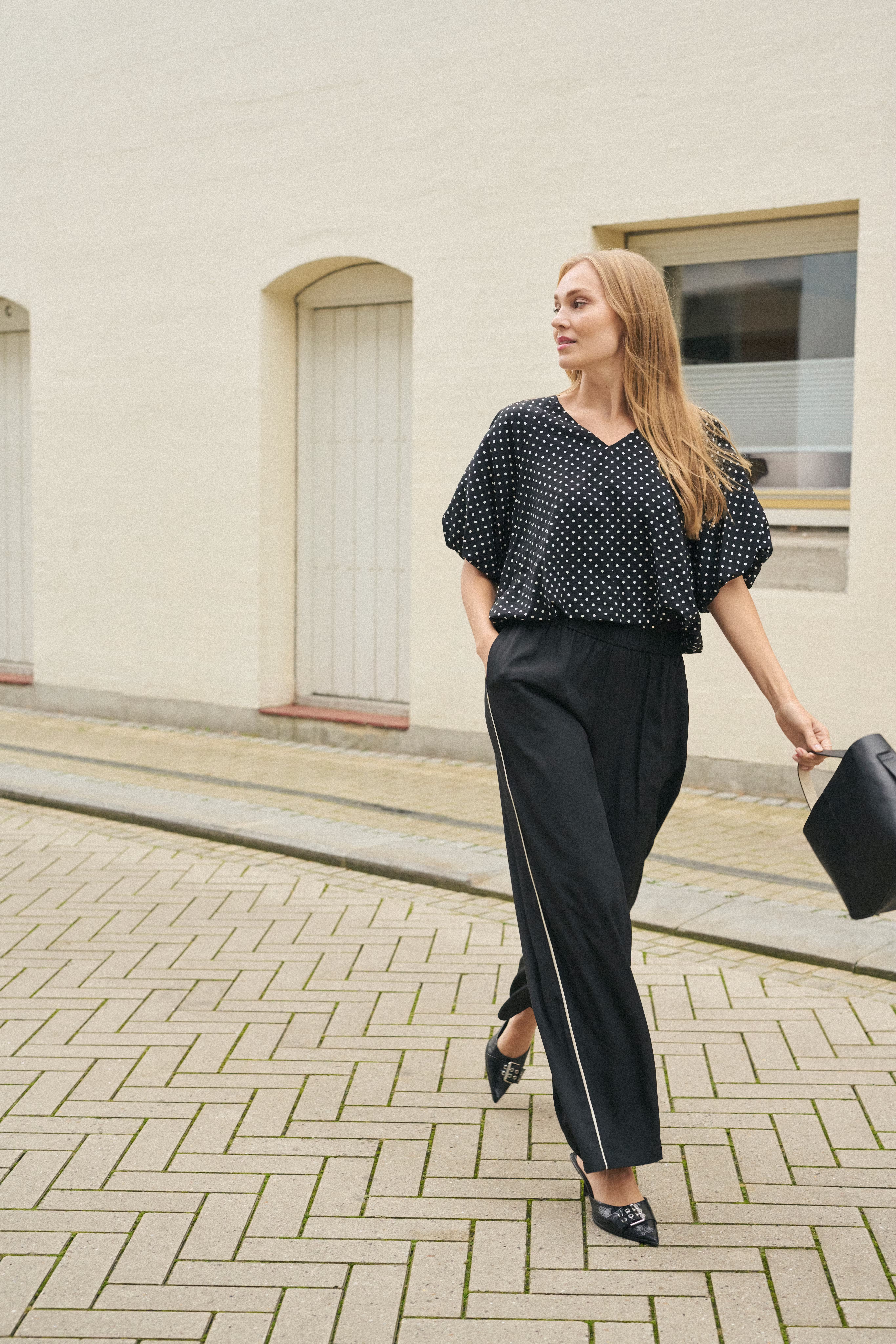 KAtessa Bukser LOCATION NONE 10510245-100121