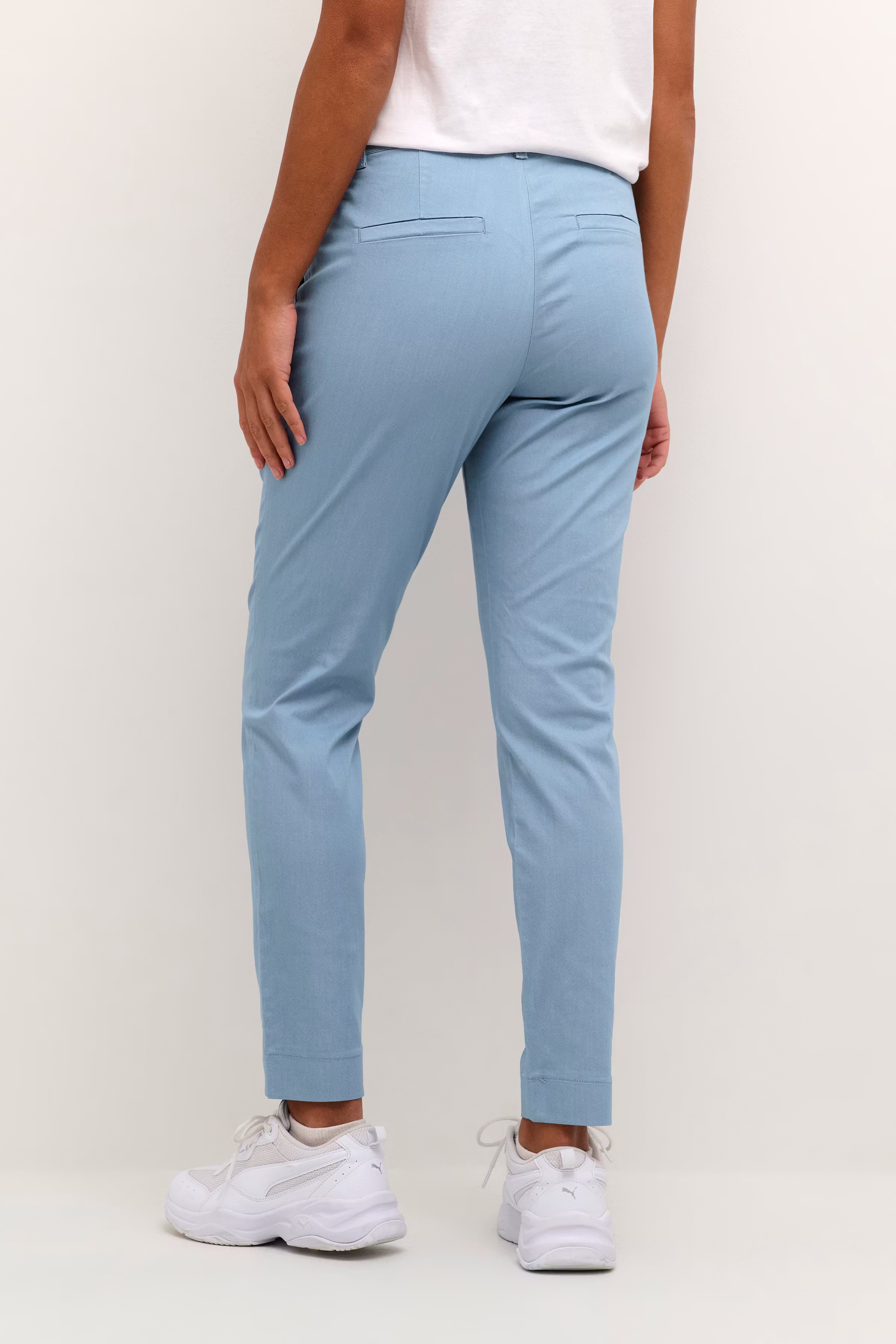 KAlea Bukser LOOKBOOK BACK 10505191-174021