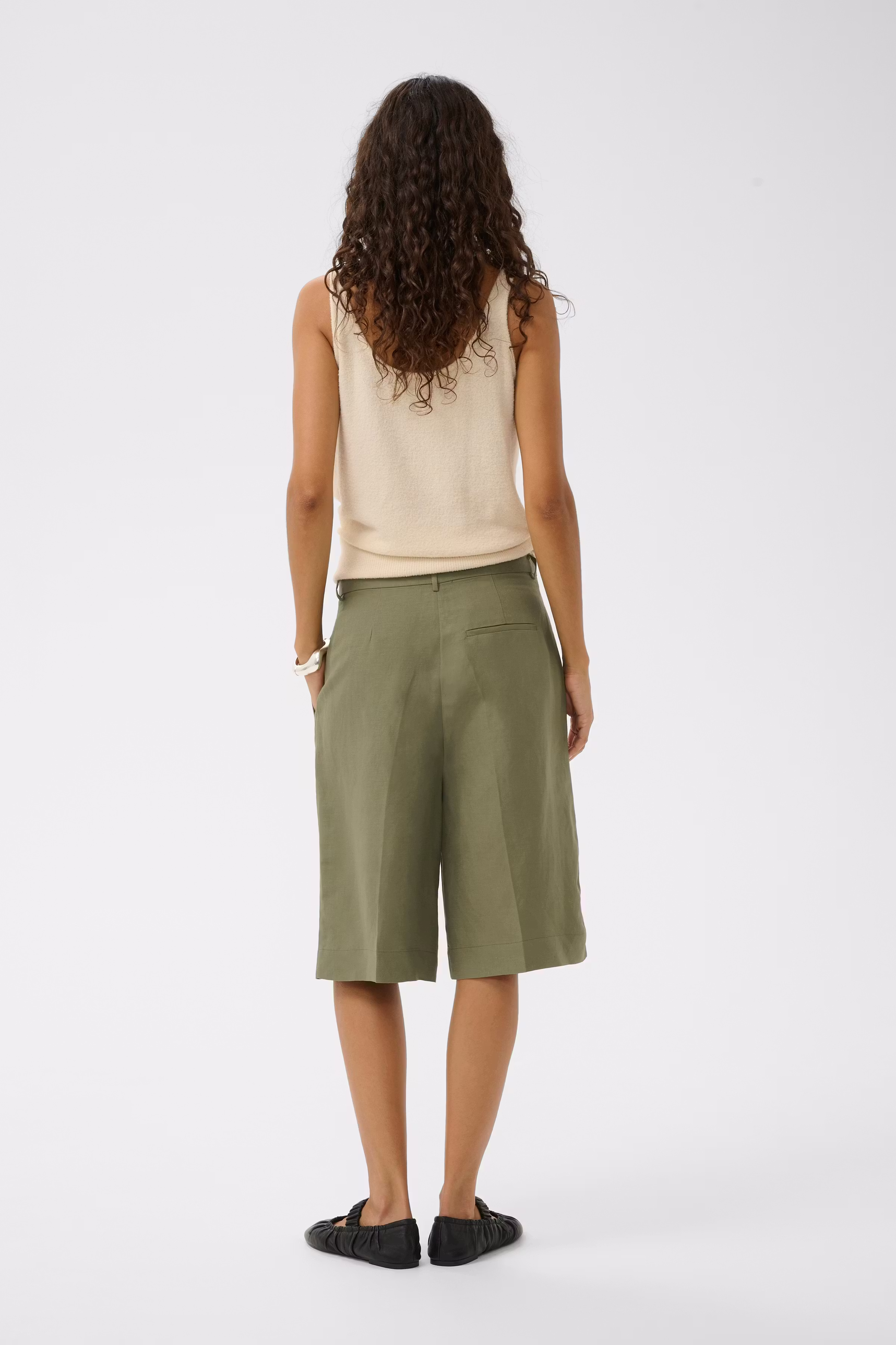 SLRagna Shorts LOOKBOOK BACK 30409197-170517