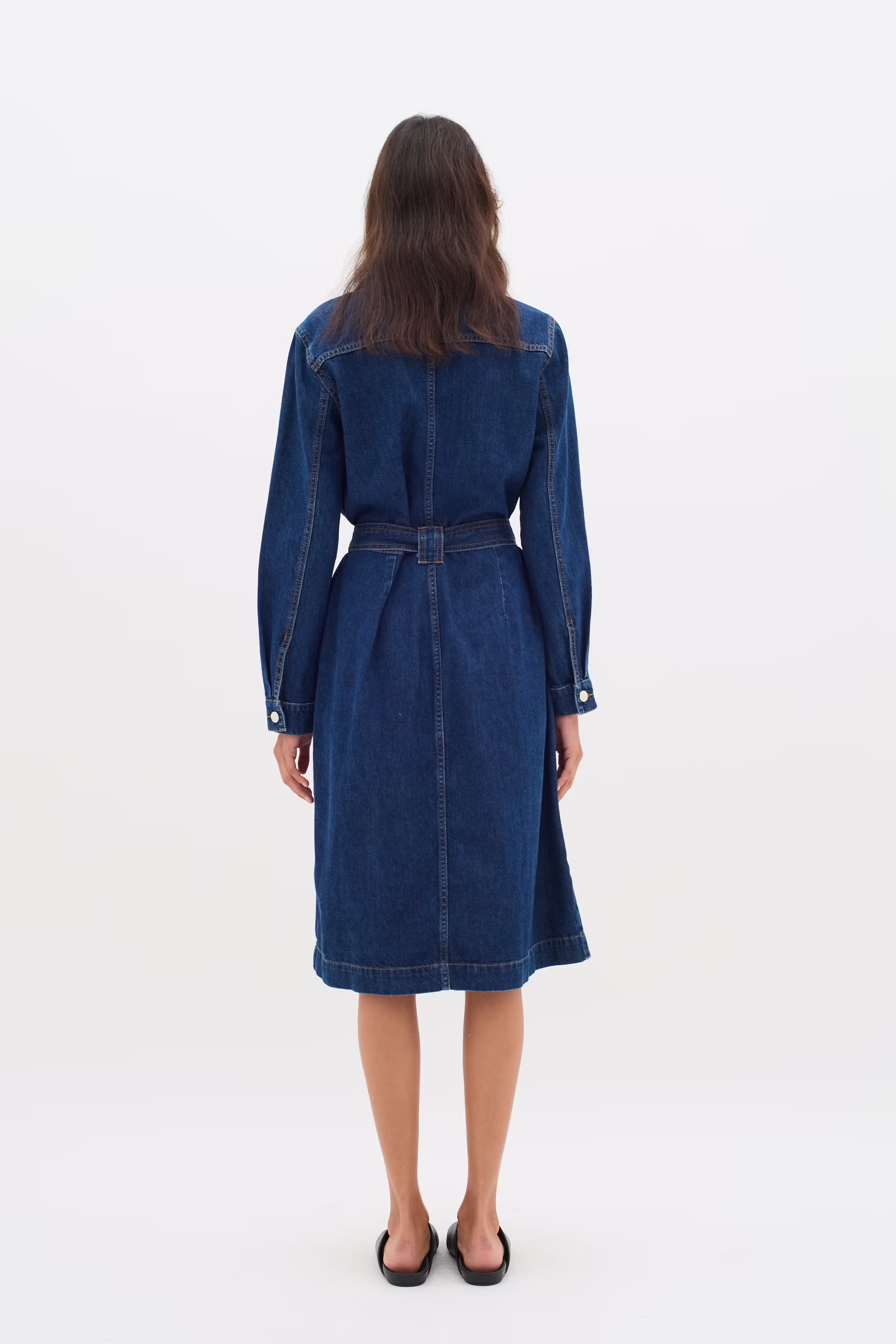 SaloneIW Kjole LOOKBOOK BACK 30110318-303349