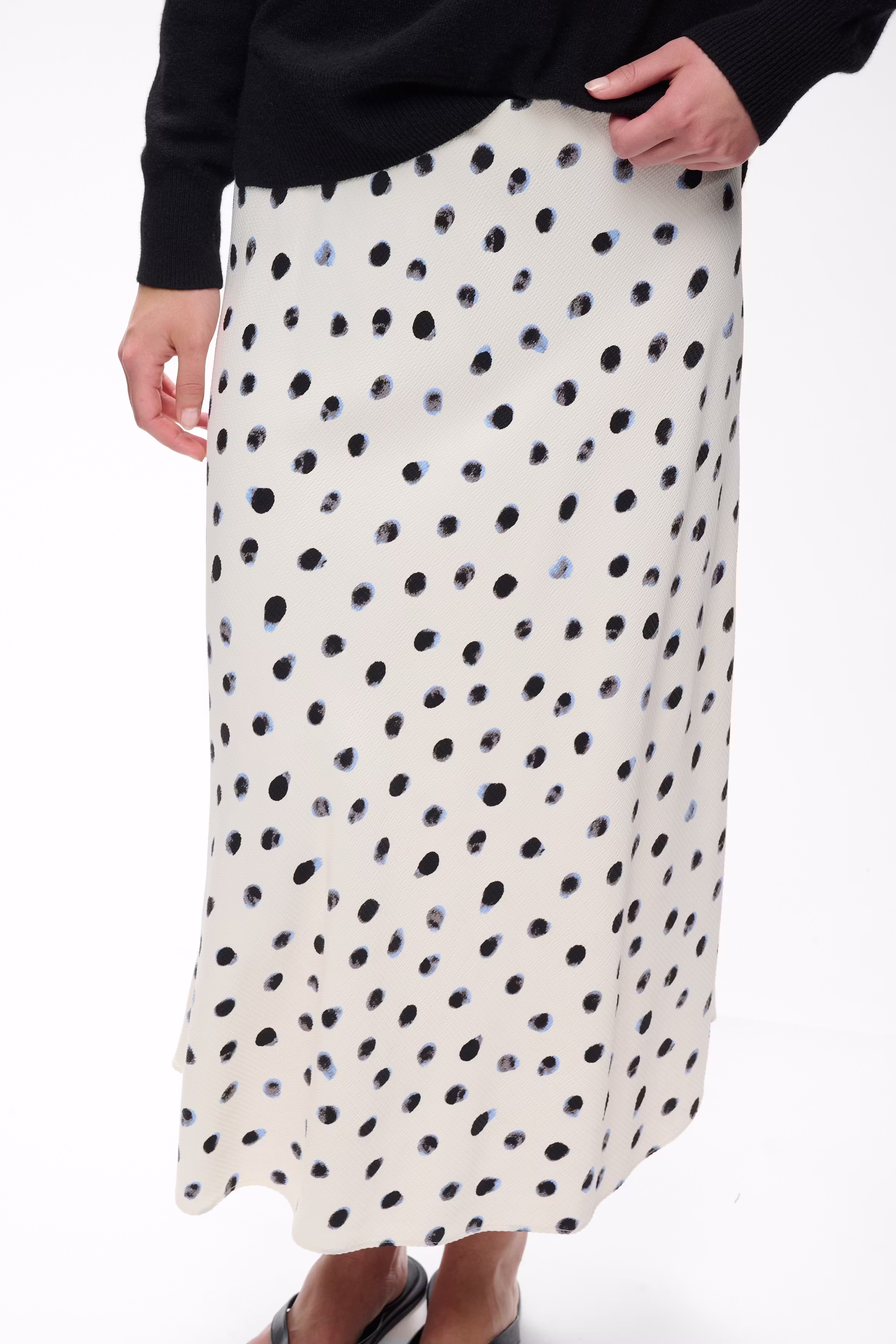 HENRIIW Skirt LOOKBOOK DETAIL 30112737-900009019