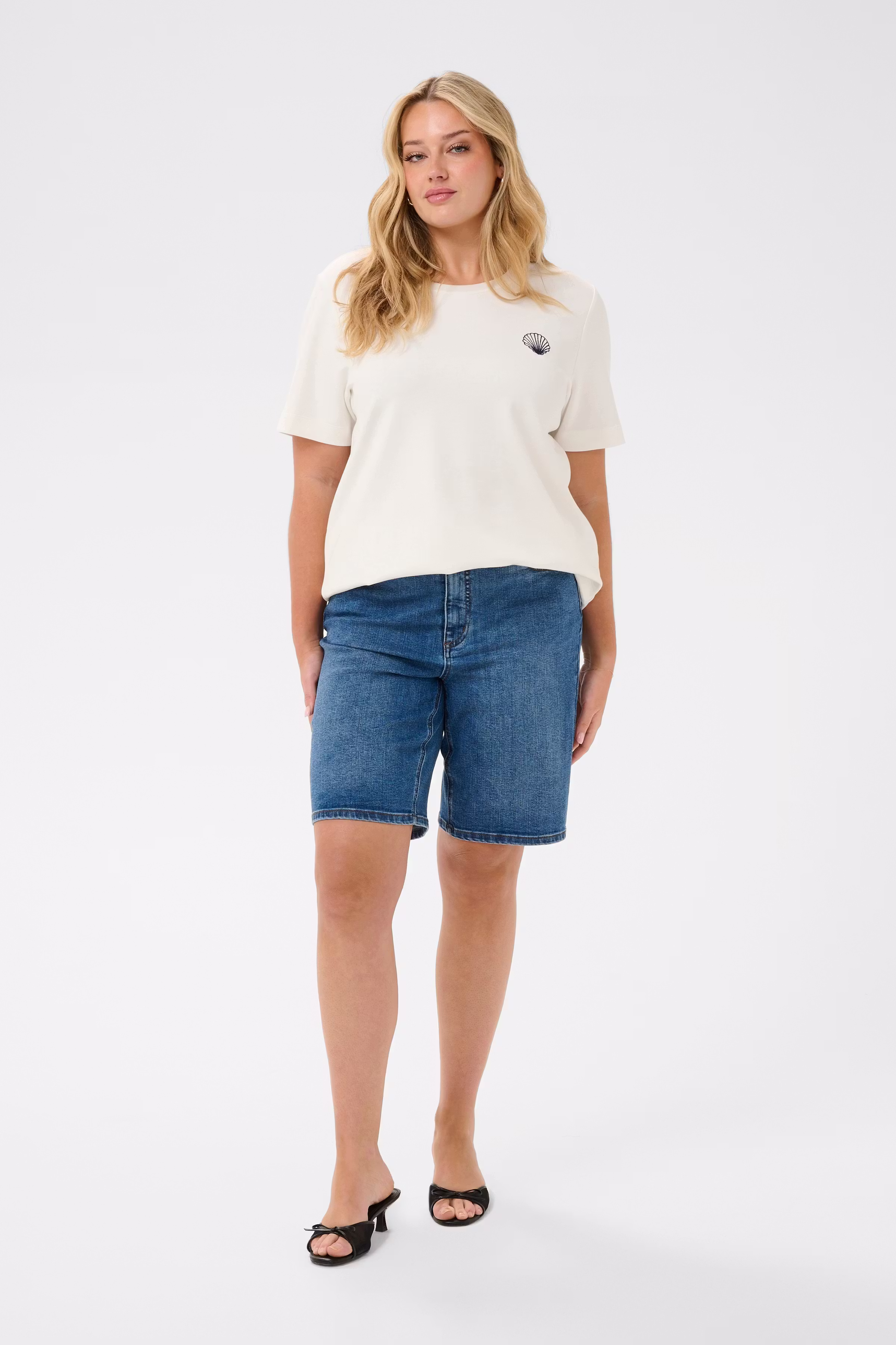 KCannia T-shirt LOOKBOOK FRONT 10584207-110602