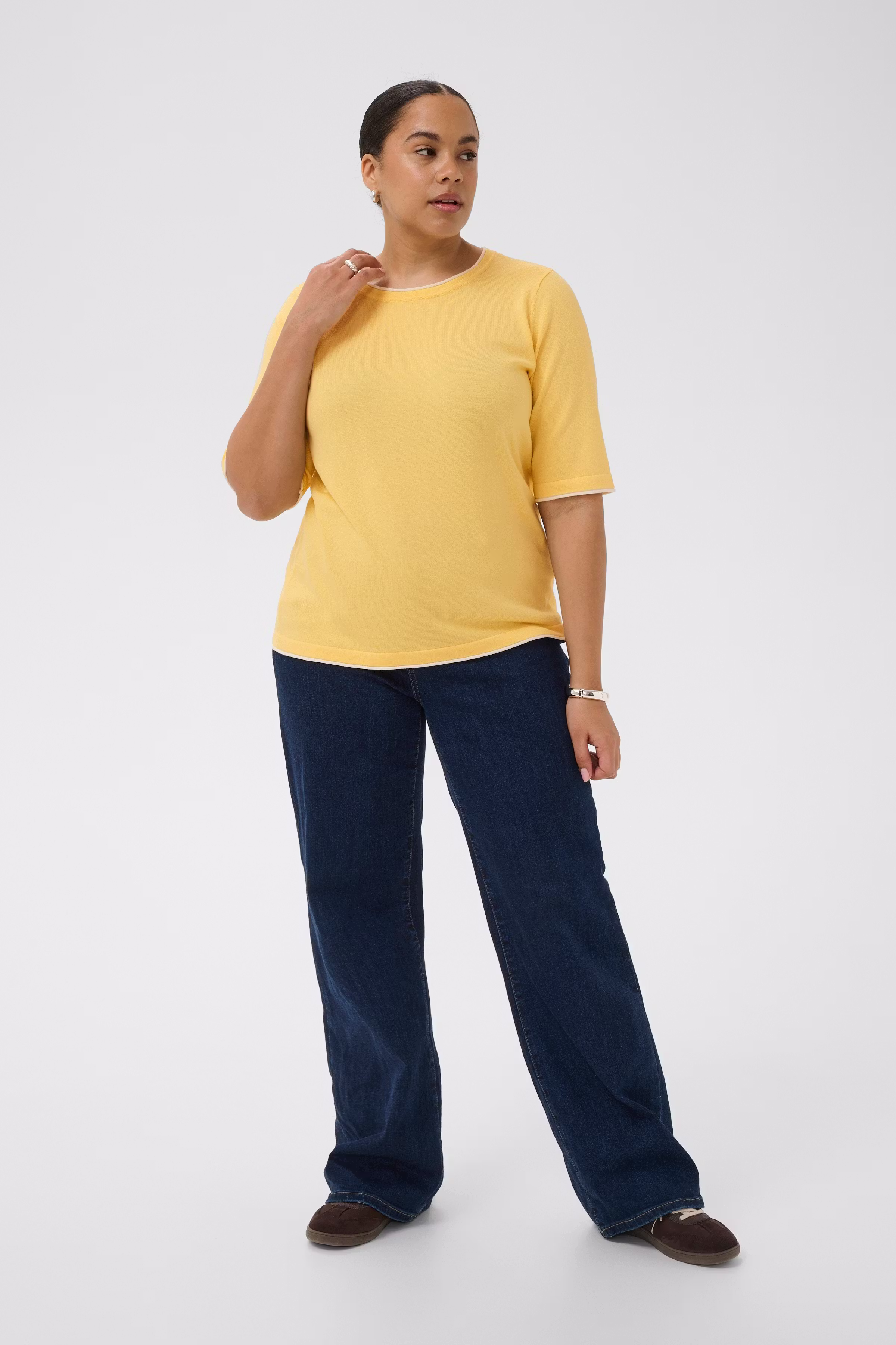 KClizzy Pullover LOOKBOOK FRONT 10584481-1000123