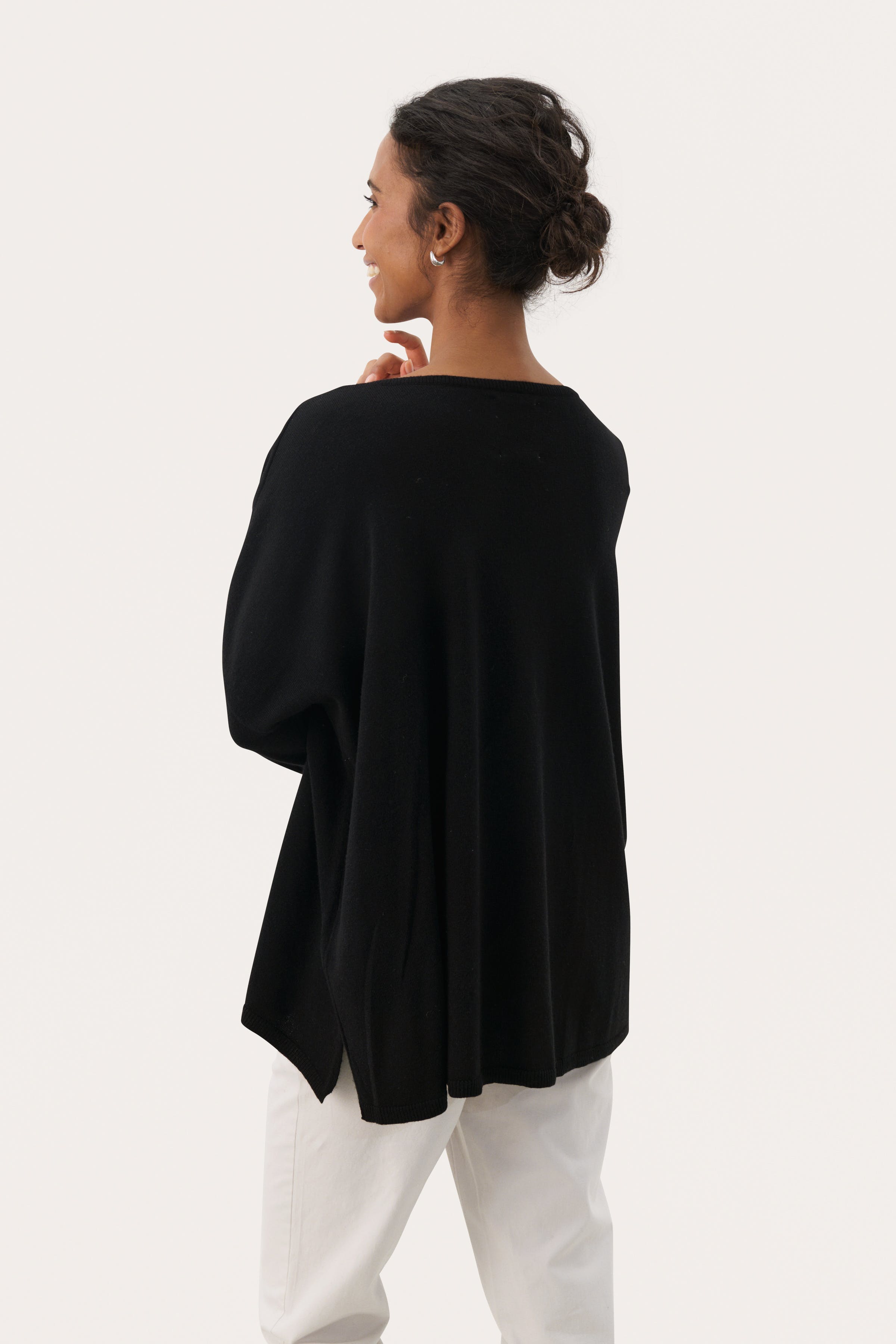 TilaPW Pullover LOOKBOOK BACK 30307306-194008