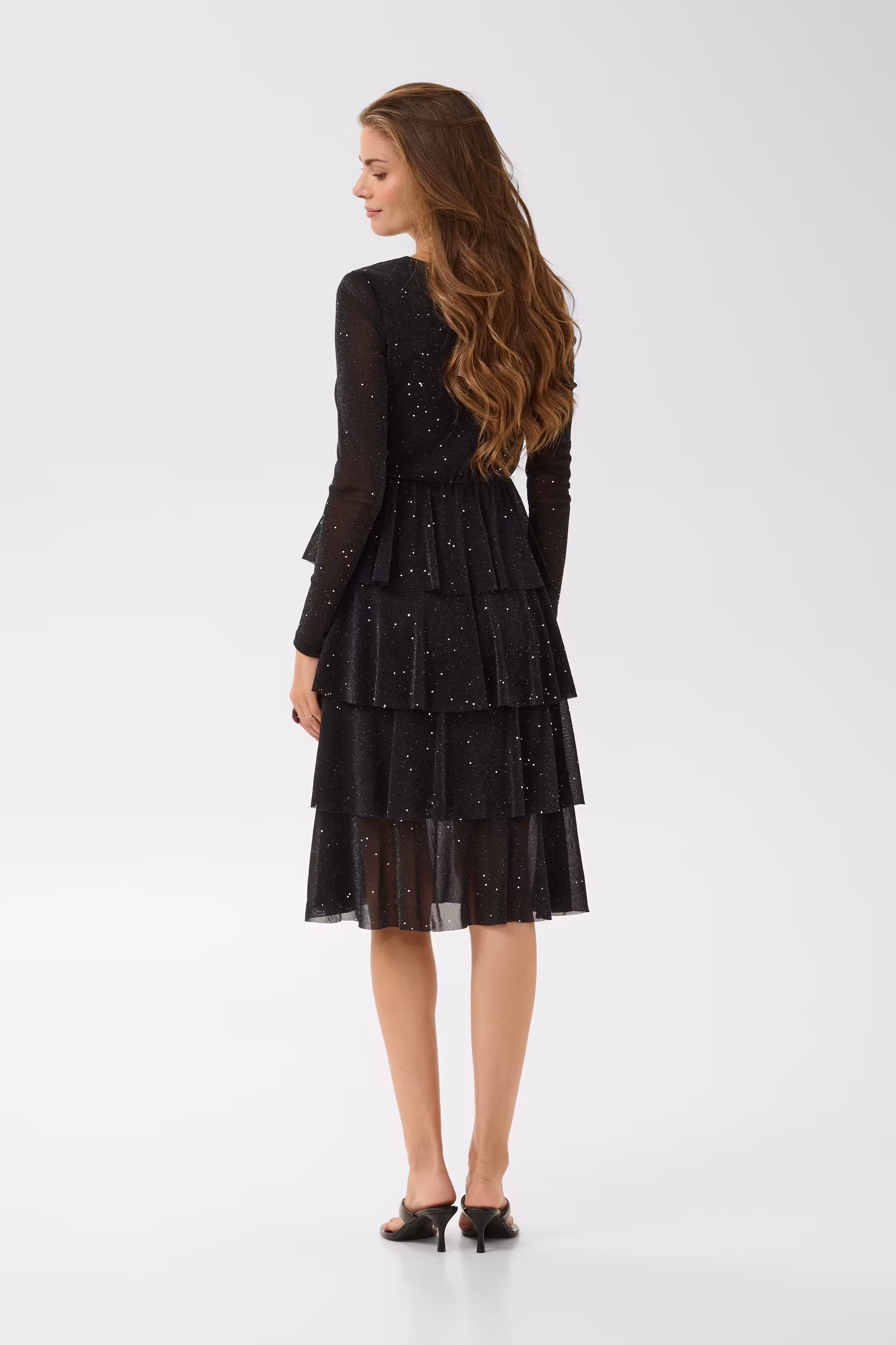 CRYrsa Kleid LOOKBOOK BACK 10615665-100120