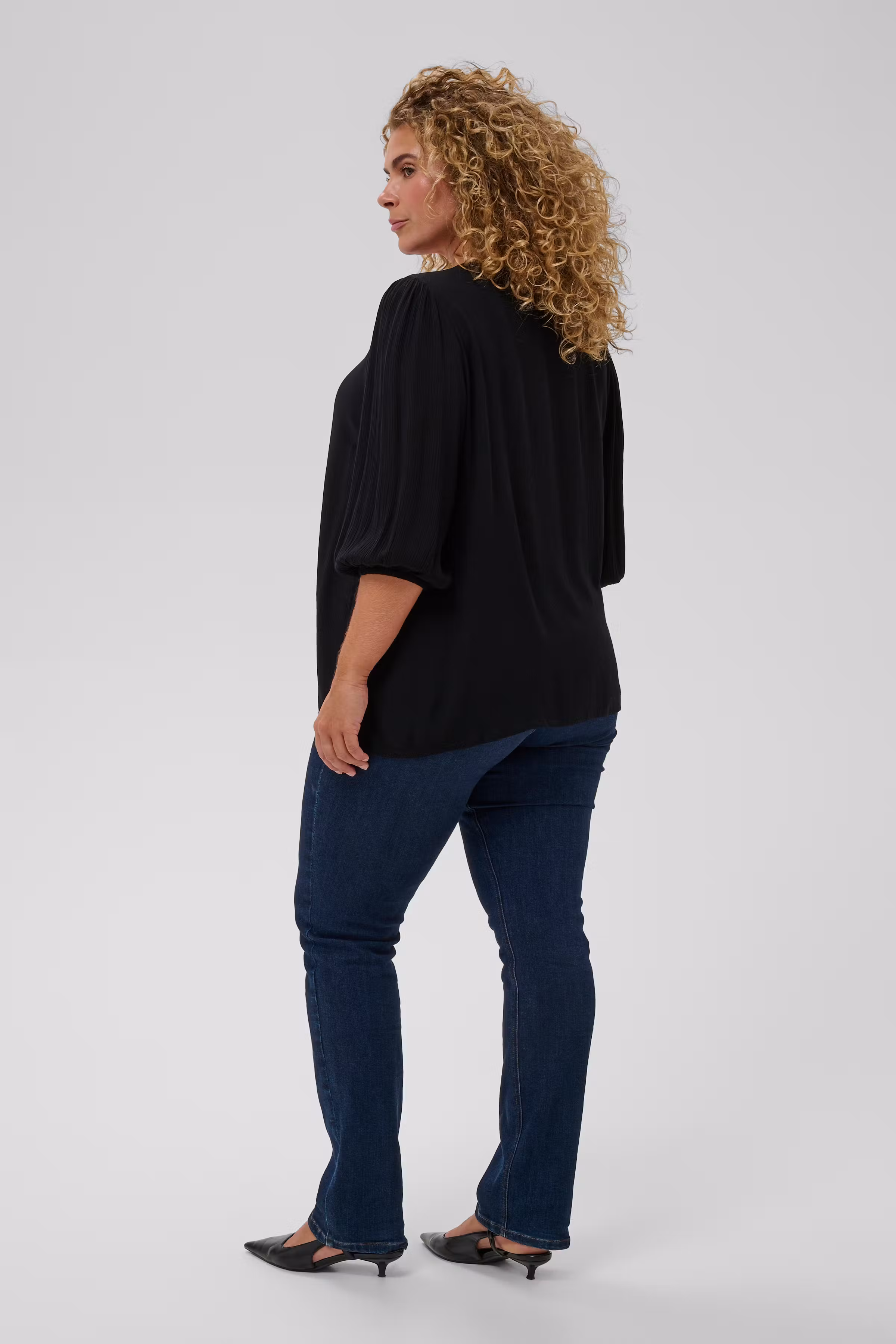 KCfika Bluse LOOKBOOK BACK 10584200-100121