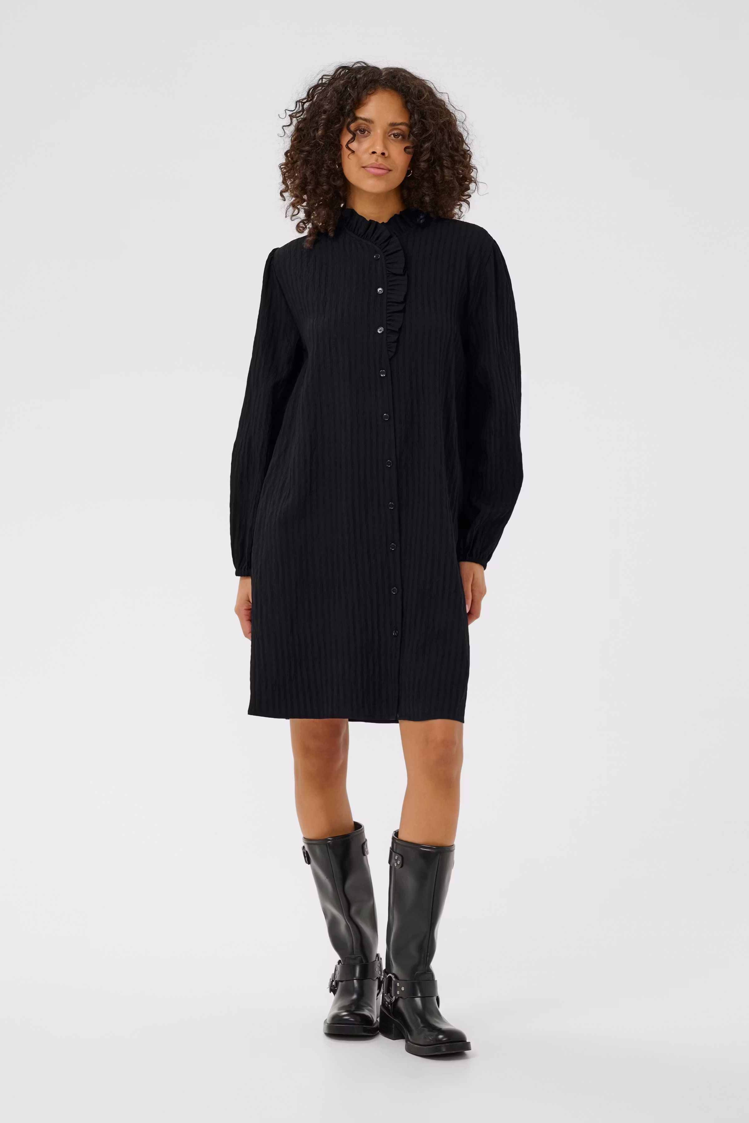 KAsuma Kjole LOOKBOOK FRONT 10511190-100121