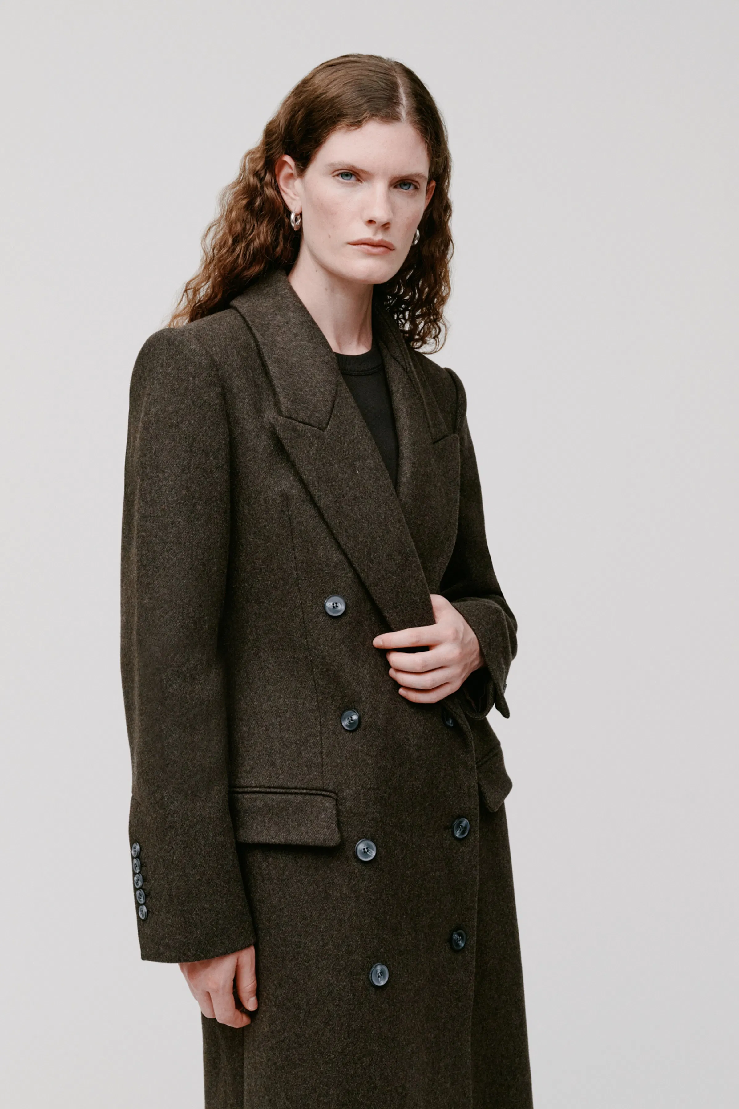 COLLEEN Mantel LOOKBOOK FRONT 30600569-BR261