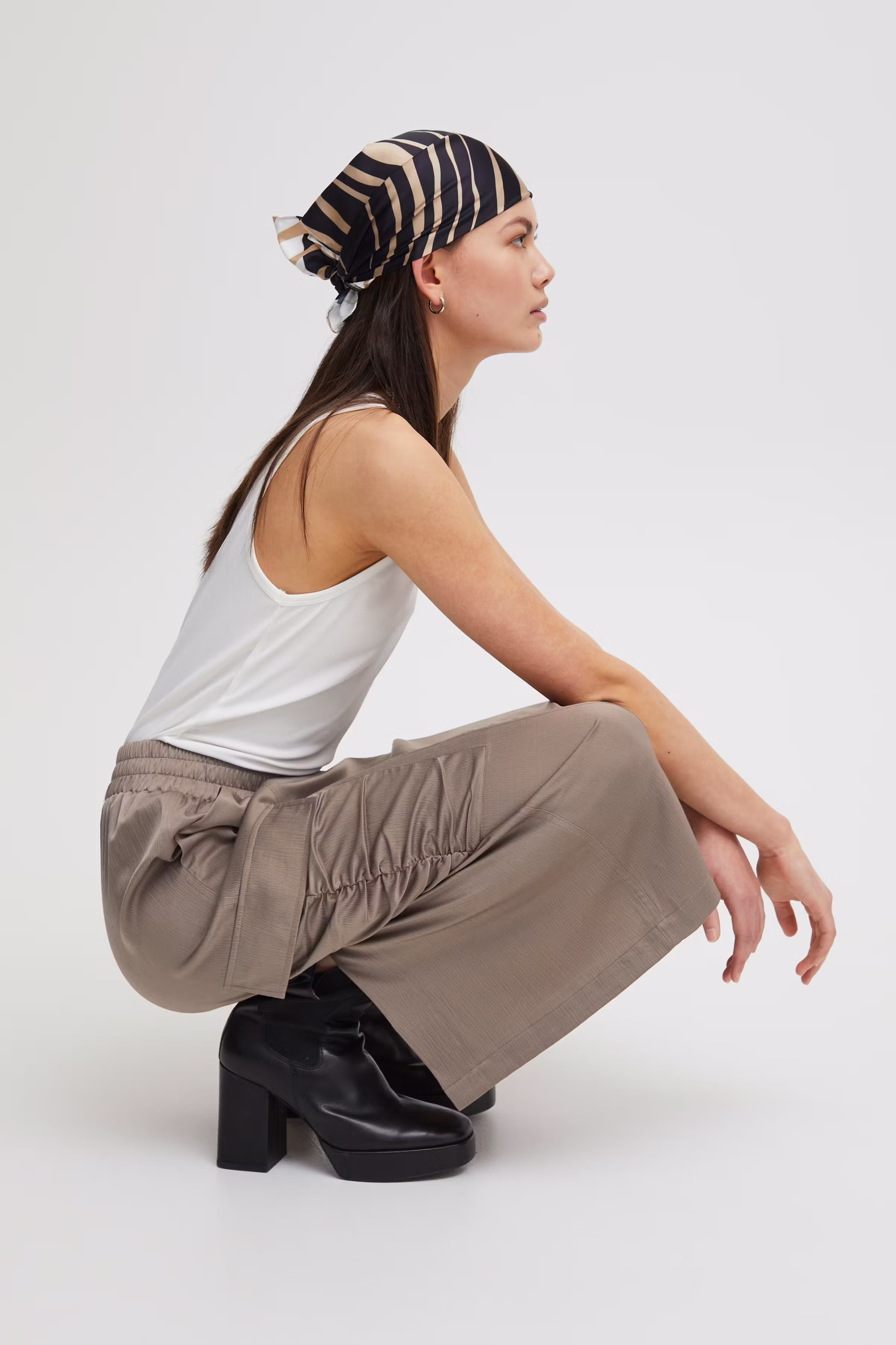 IXGELENA Kjol LOOKBOOK DETAIL 20120396-181017