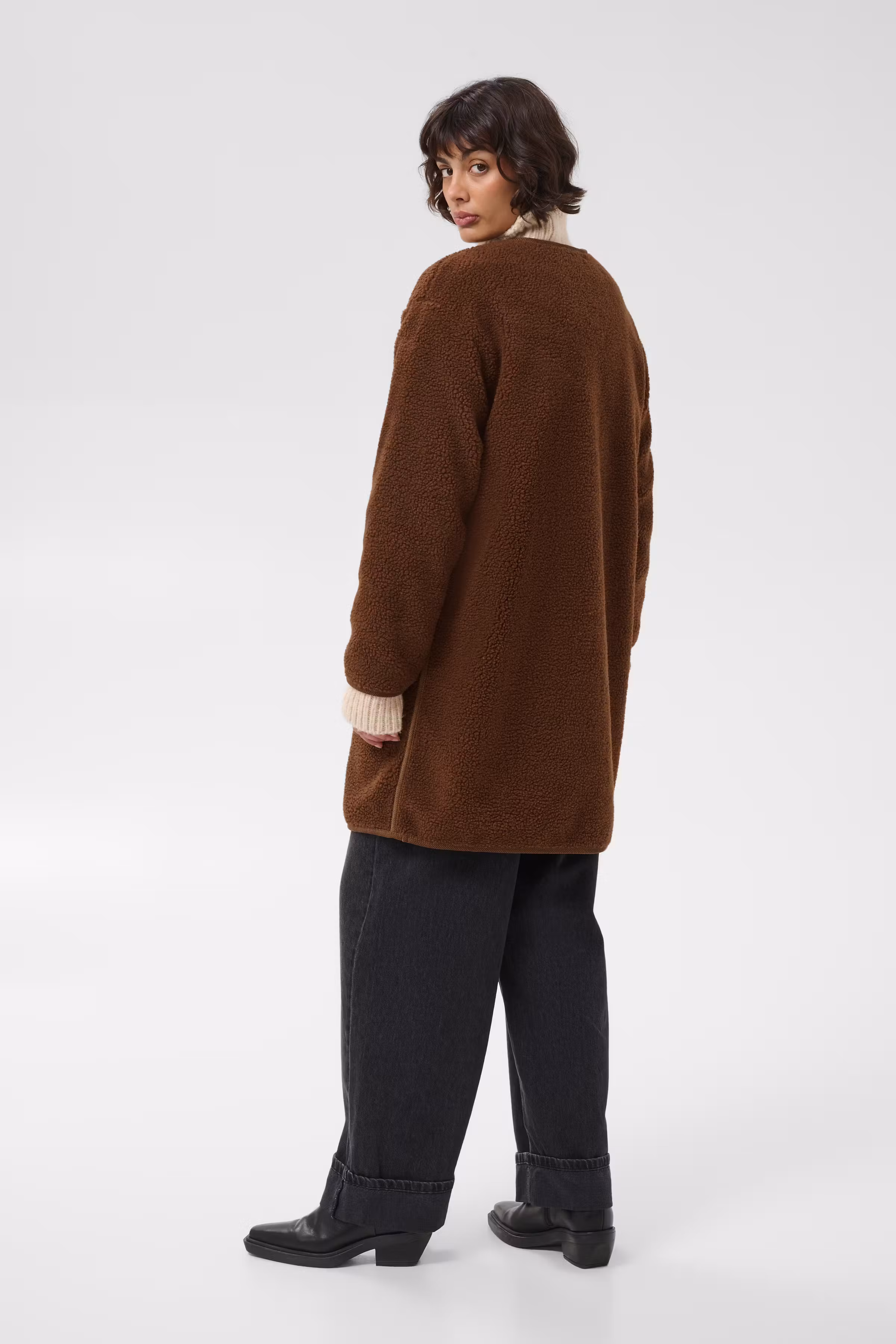 CatyaPW Kåpe LOOKBOOK BACK 30310631-191223