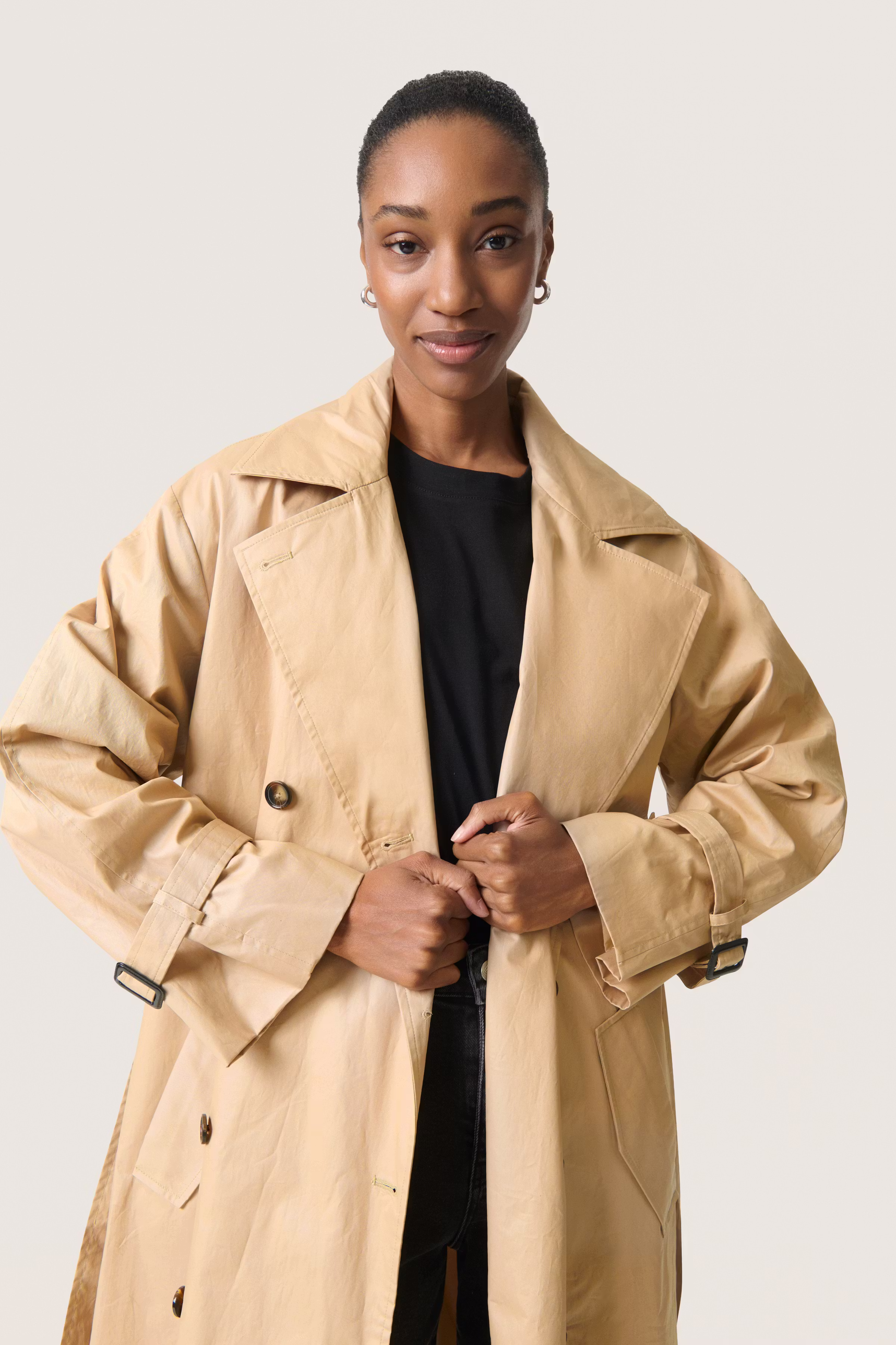 SLFavne Trenchcoat LOOKBOOK FRONT 30408392-160920