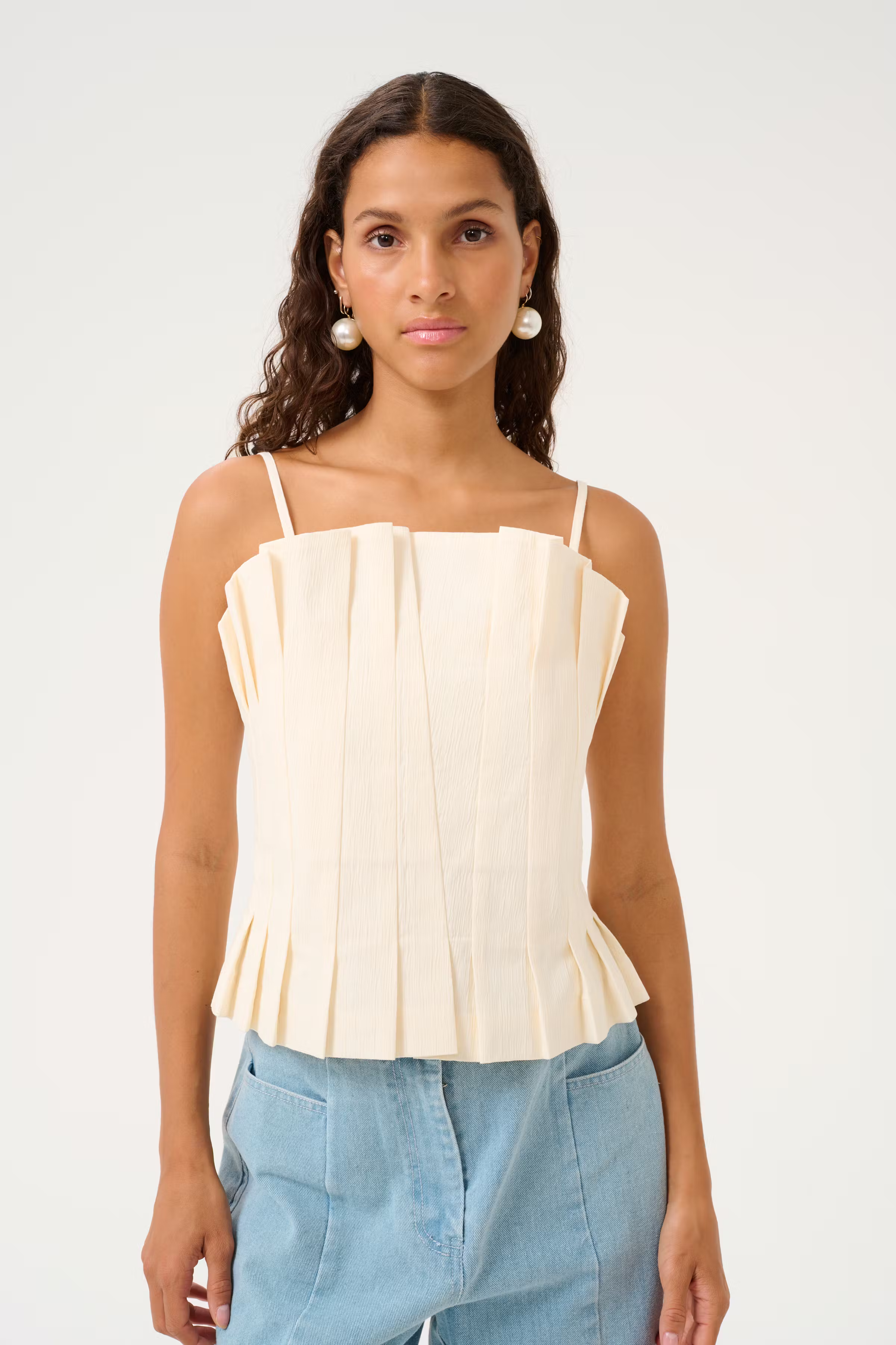 KBVilje Top LOOKBOOK FRONT 10105492-110103