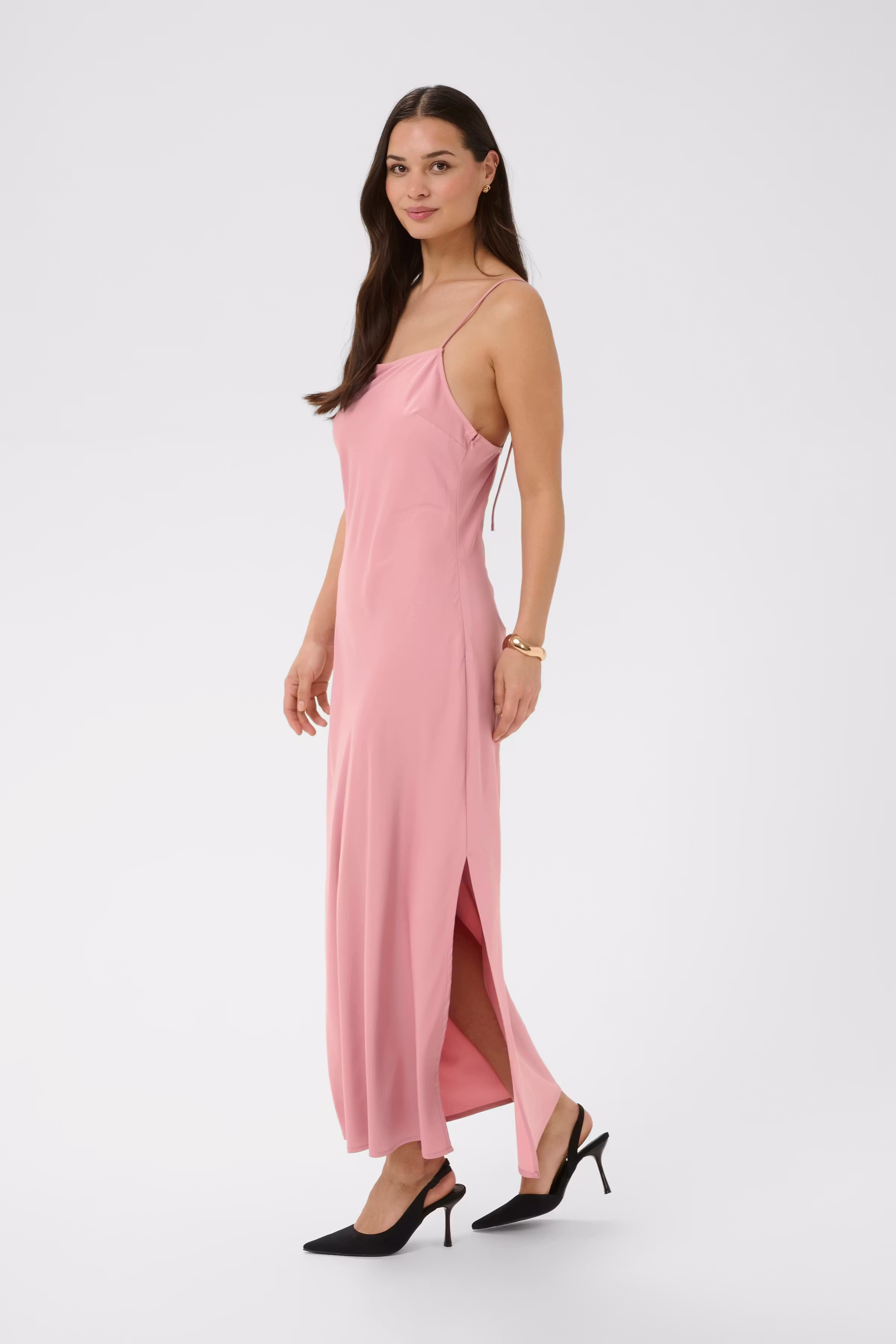 KAsadie Dress LOOKBOOK FRONT 10512161-109900