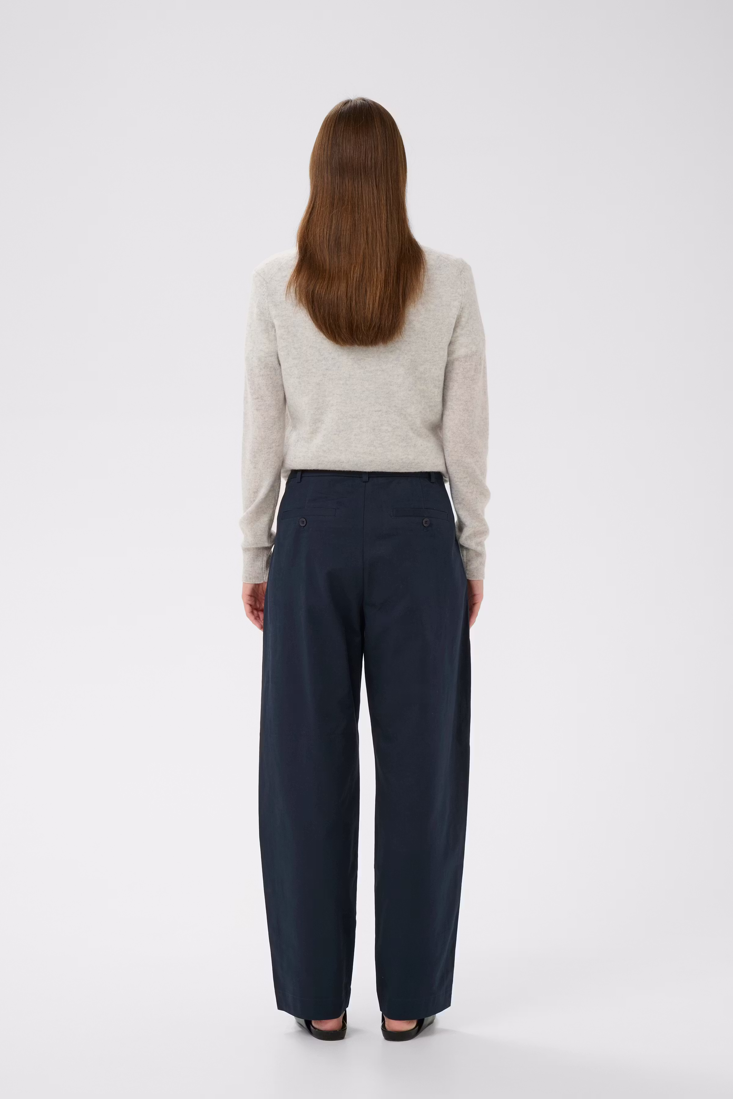 TinikkaIW Barrel Trousers LOOKBOOK BACK 30111163-300005