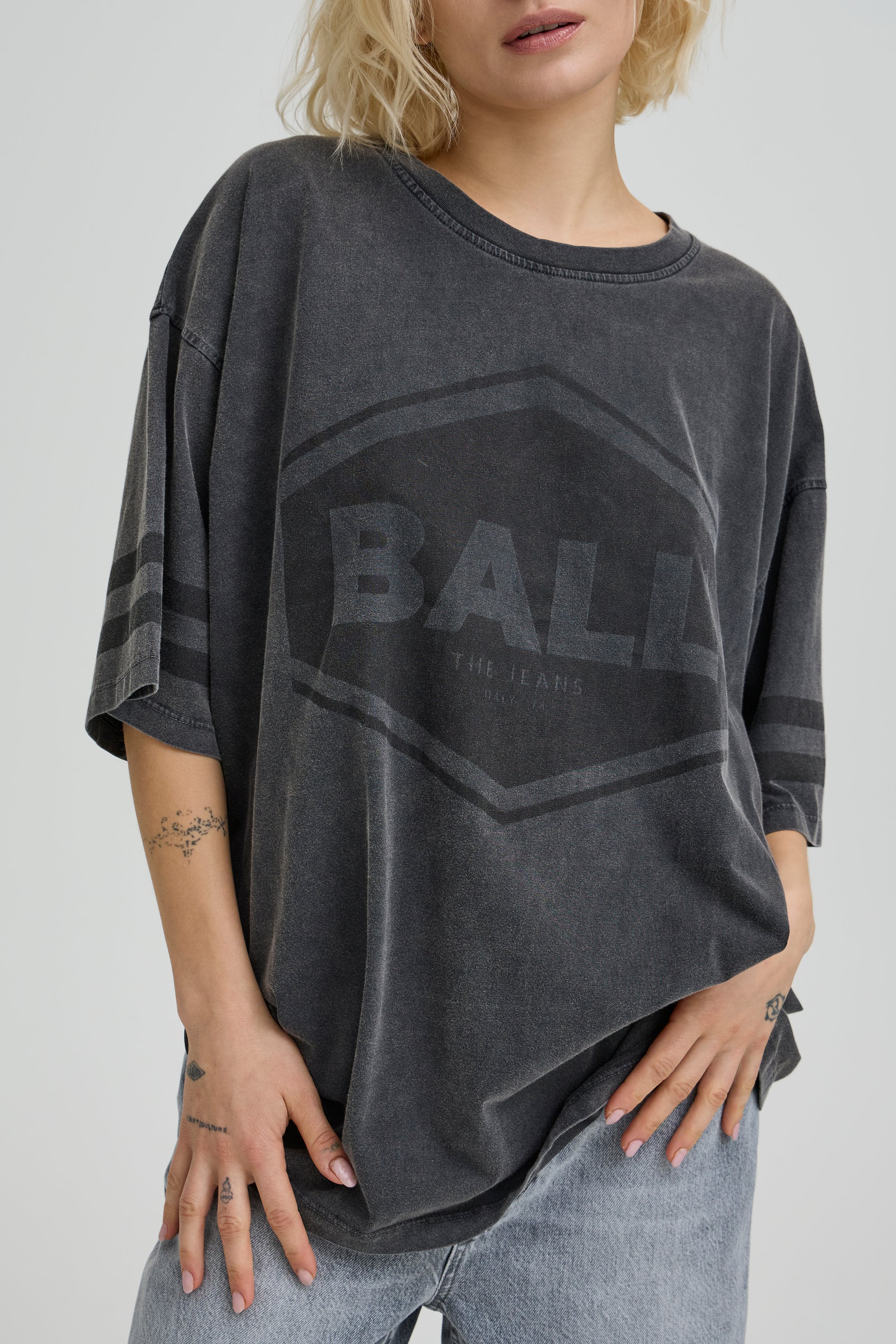 BANOEMI T-shirt LOOKBOOK DETAIL 50405016-193911