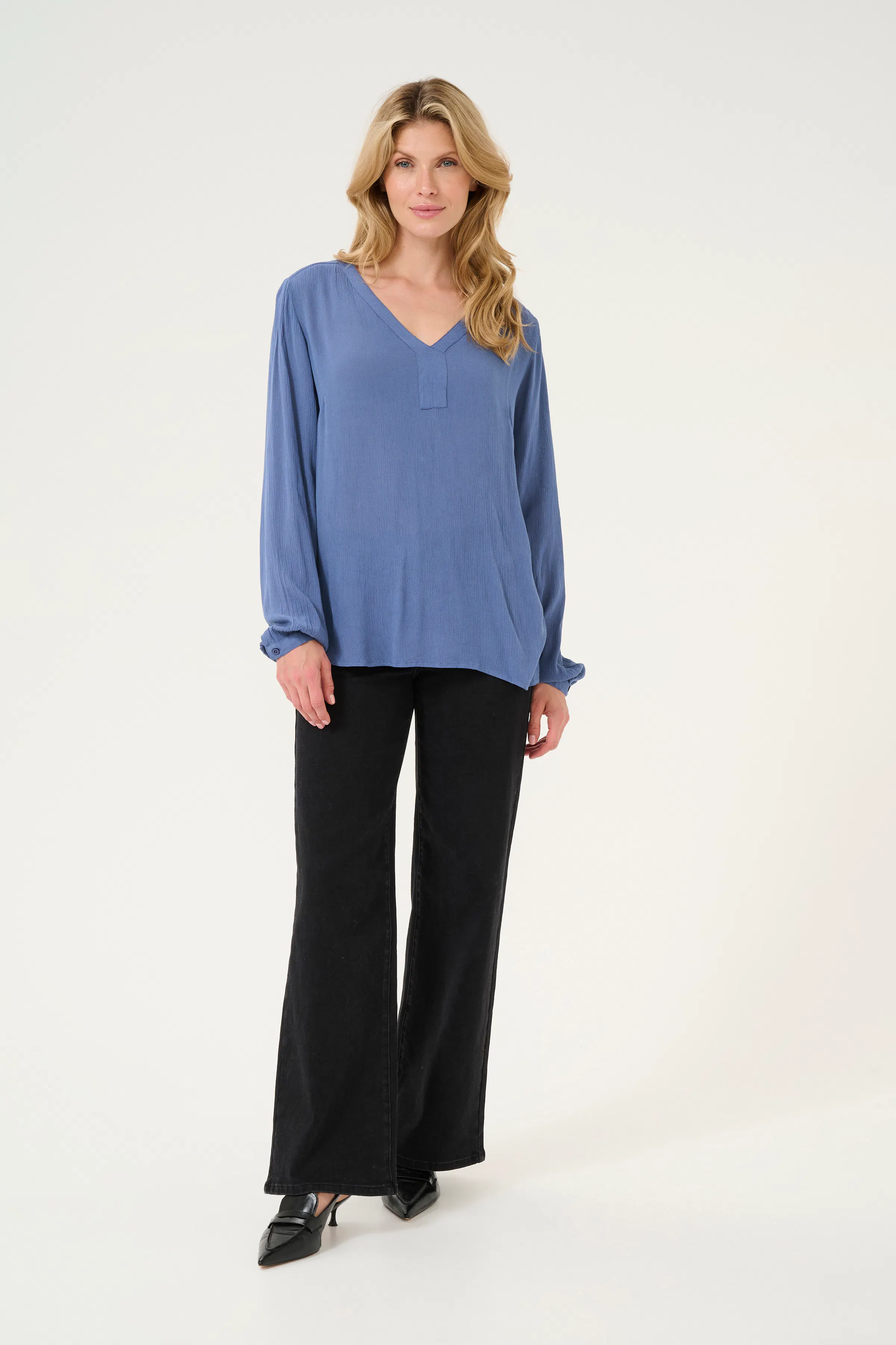 KAamber Bluse LOOKBOOK FRONT 501032-193928