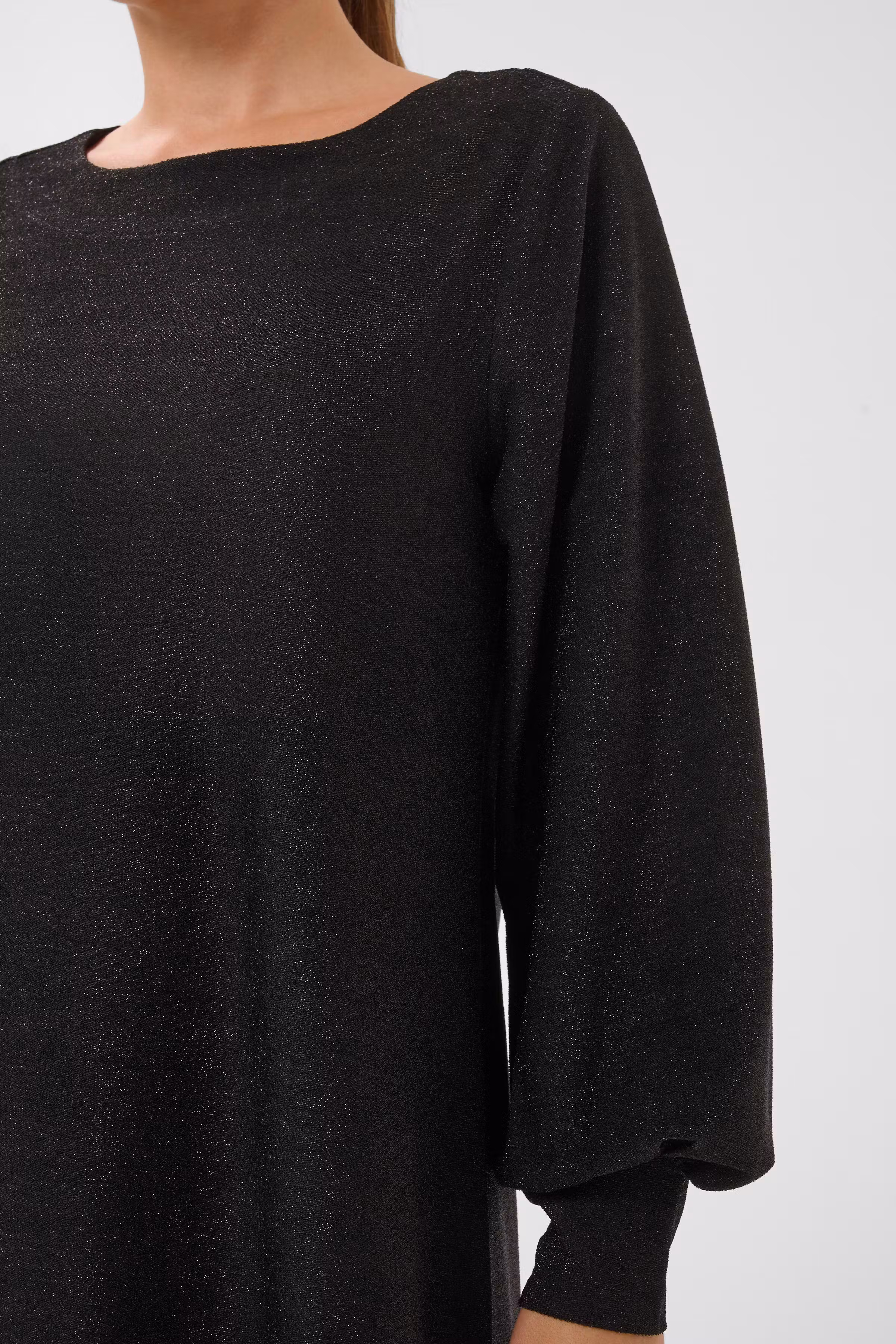 KArebecca Kjole LOOKBOOK DETAIL 10512345-100286
