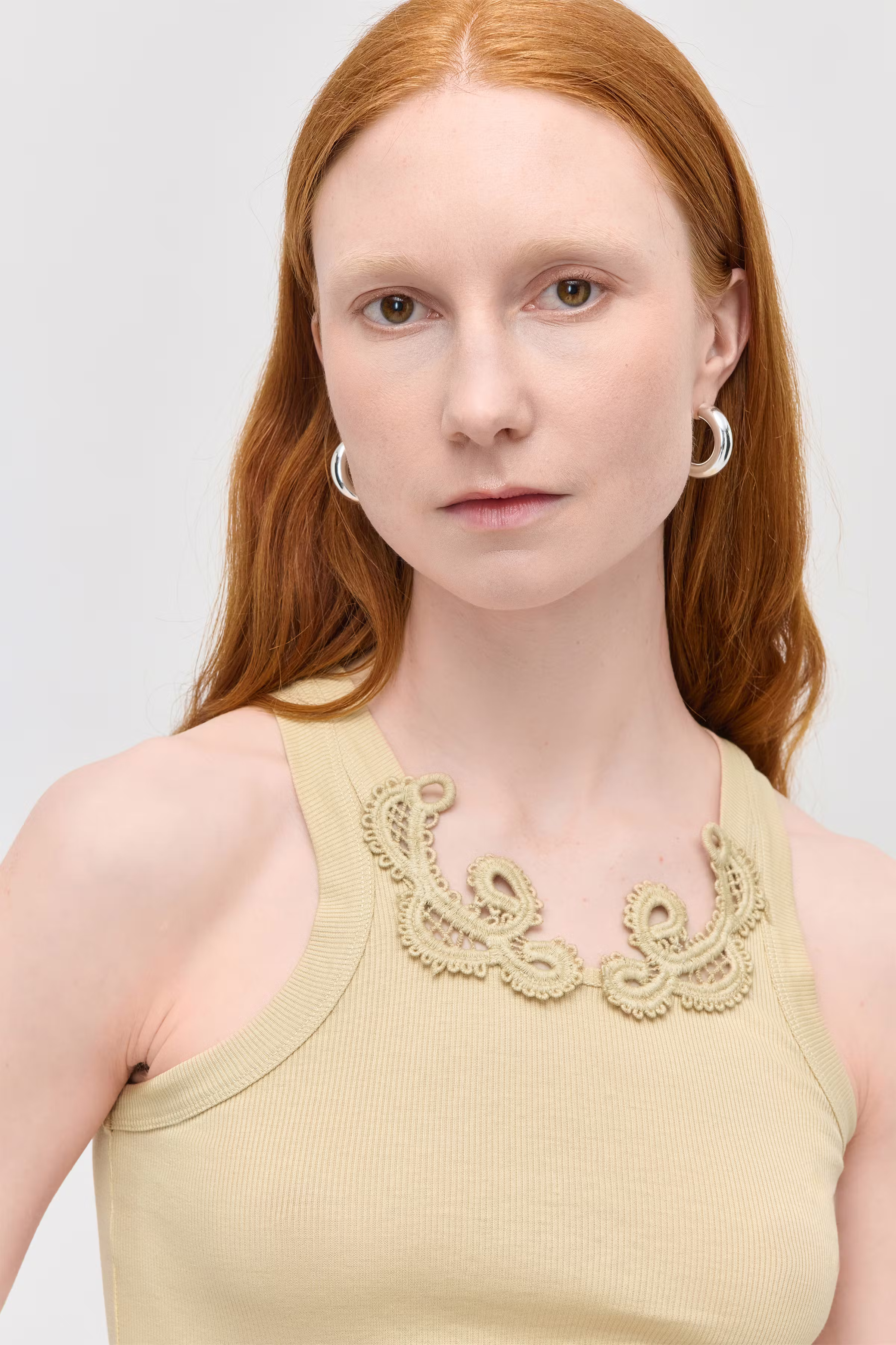 FATIMA T-shirt LOOKBOOK DETAIL 30600610-BE458