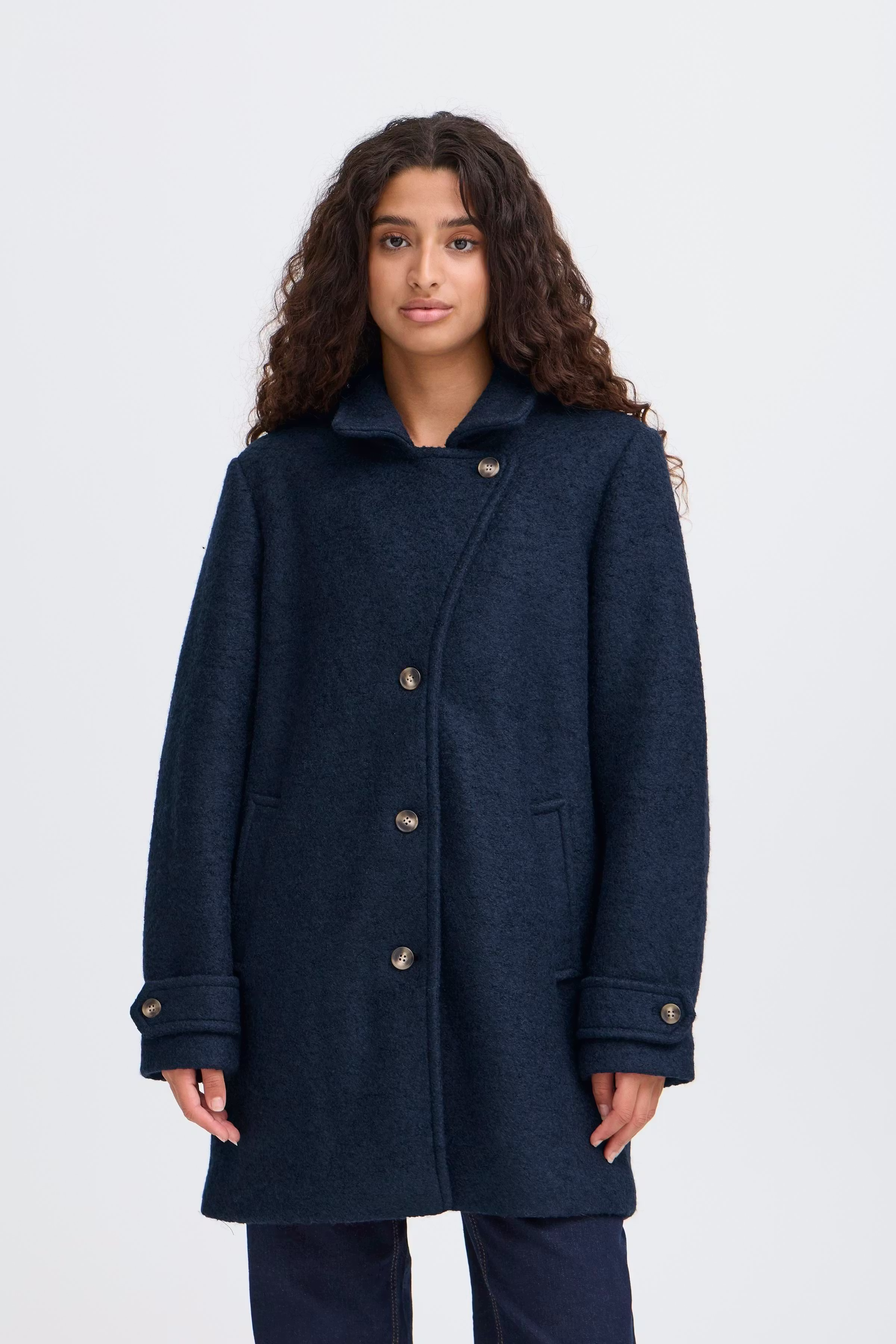 IHSTIPA Yttertøy LOOKBOOK FRONT 20123089-194013