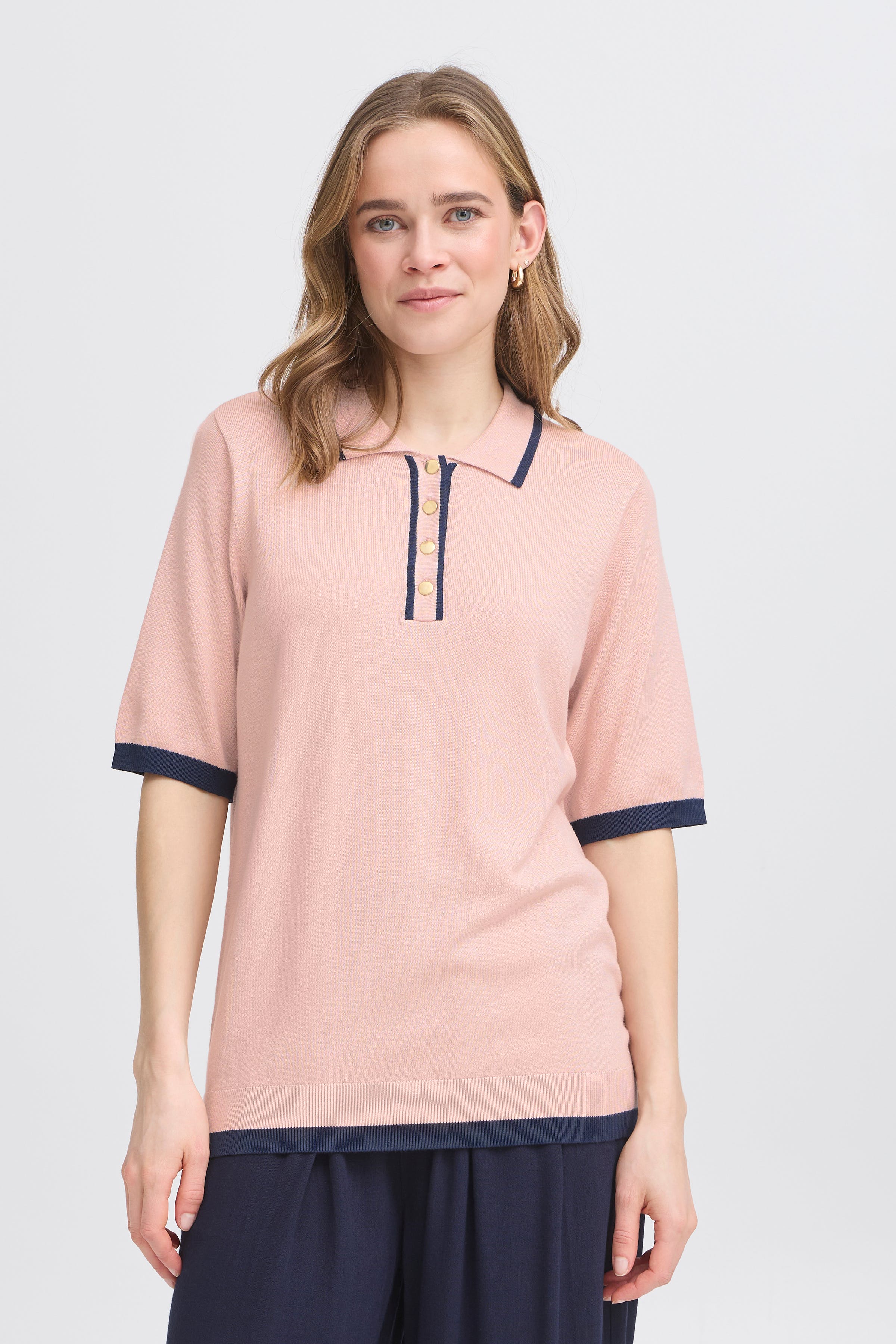 FRCONTRAST Pullover LOOKBOOK FRONT 20616244-141506