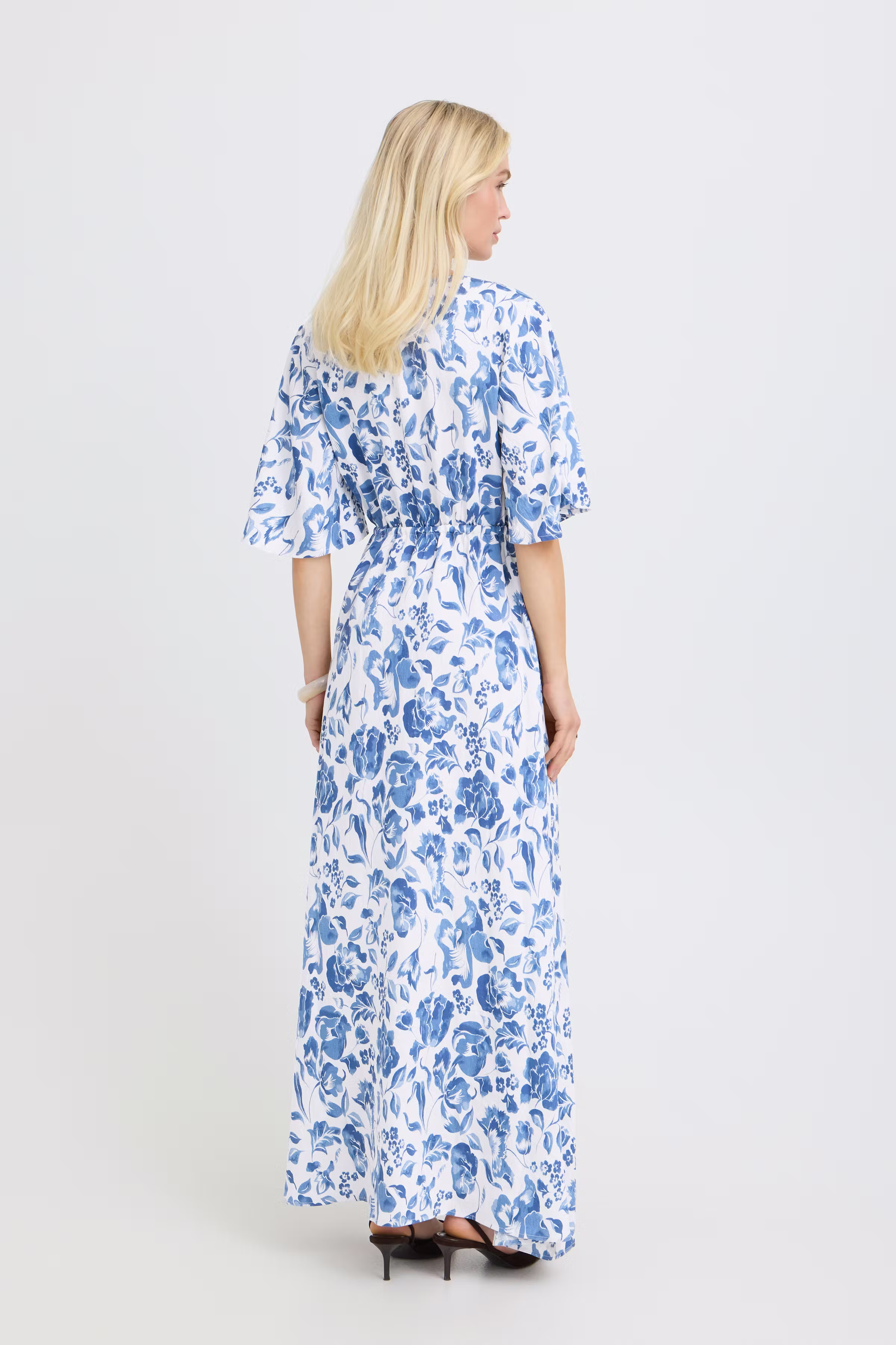 BYILIAN Kjole LOOKBOOK BACK 20819701-900014158