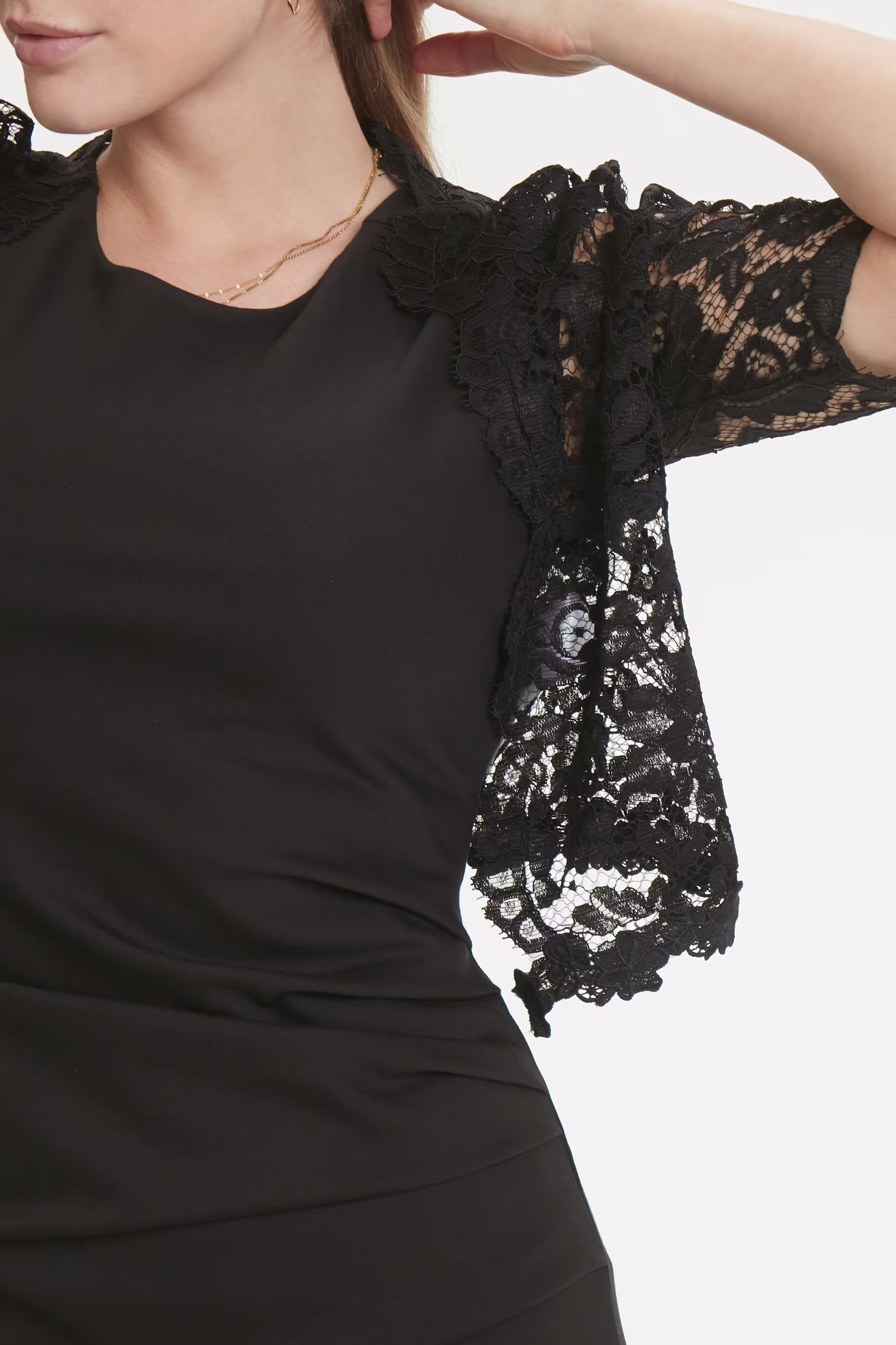 Bolero LOOKBOOK DETAIL 10550563-50600