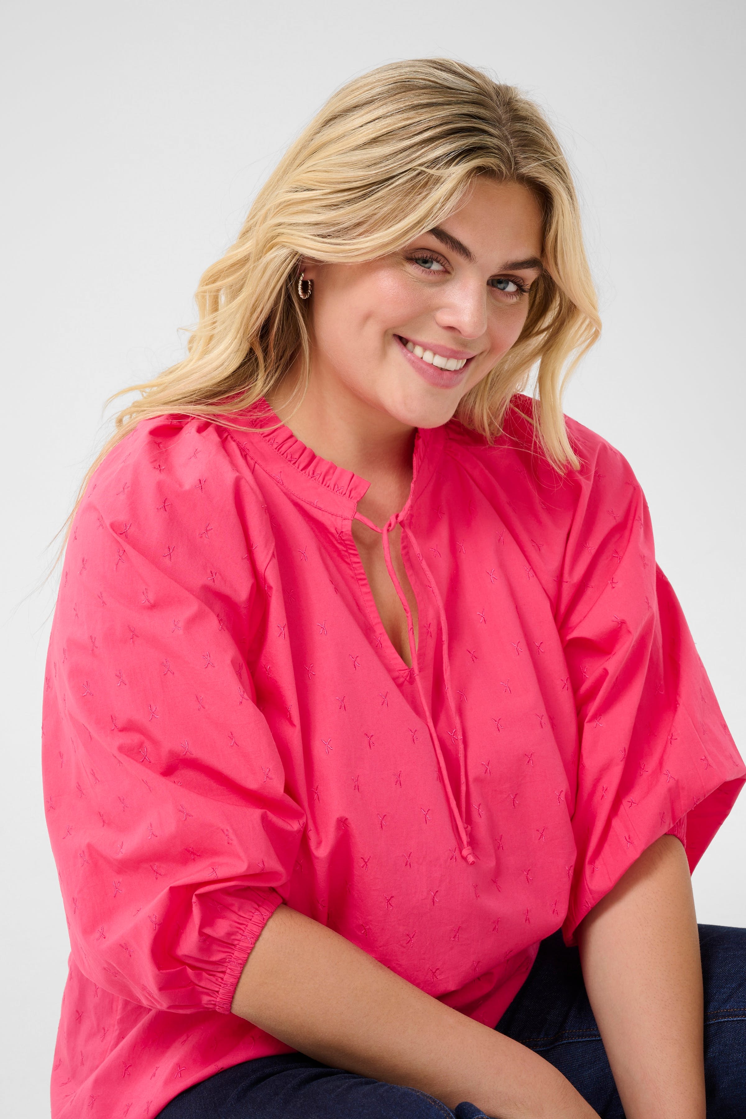 KClulla Blouse LOOKBOOK DETAIL 10583009-107292