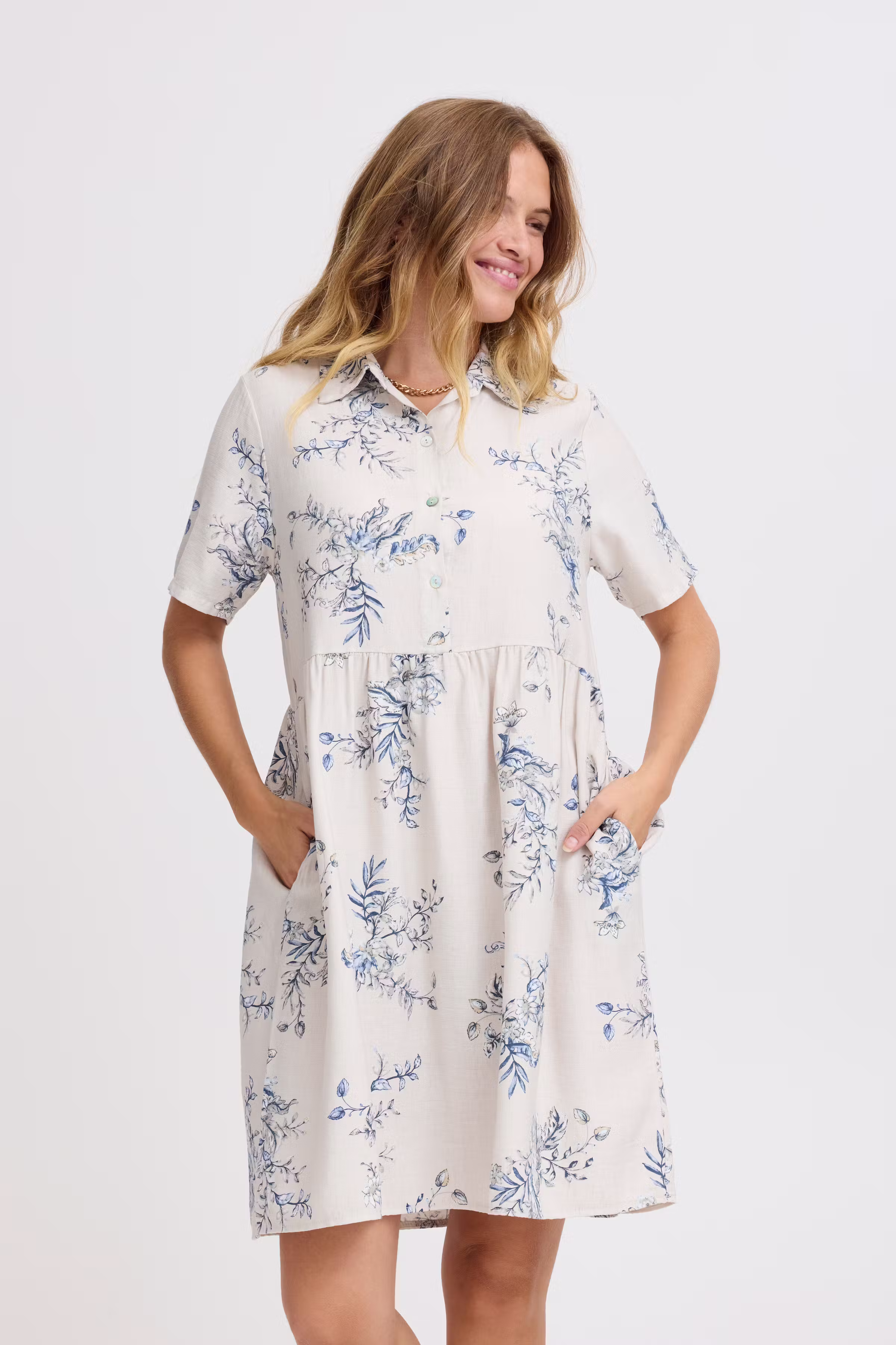SBGRETEL Kjole LOOKBOOK FRONT 22100658-130907