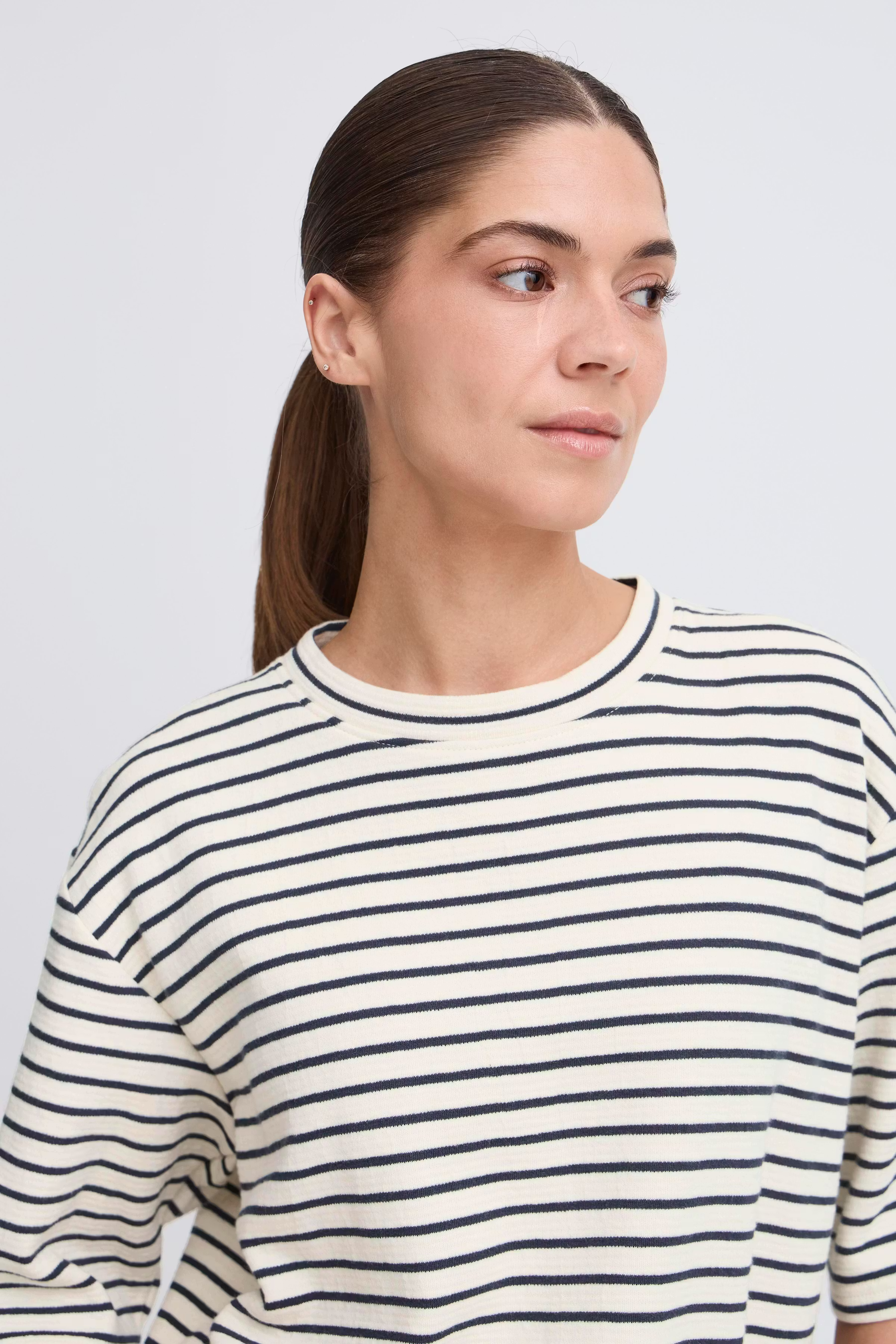 PZLILIANA T-shirt LOOKBOOK DETAIL 50208763-204754