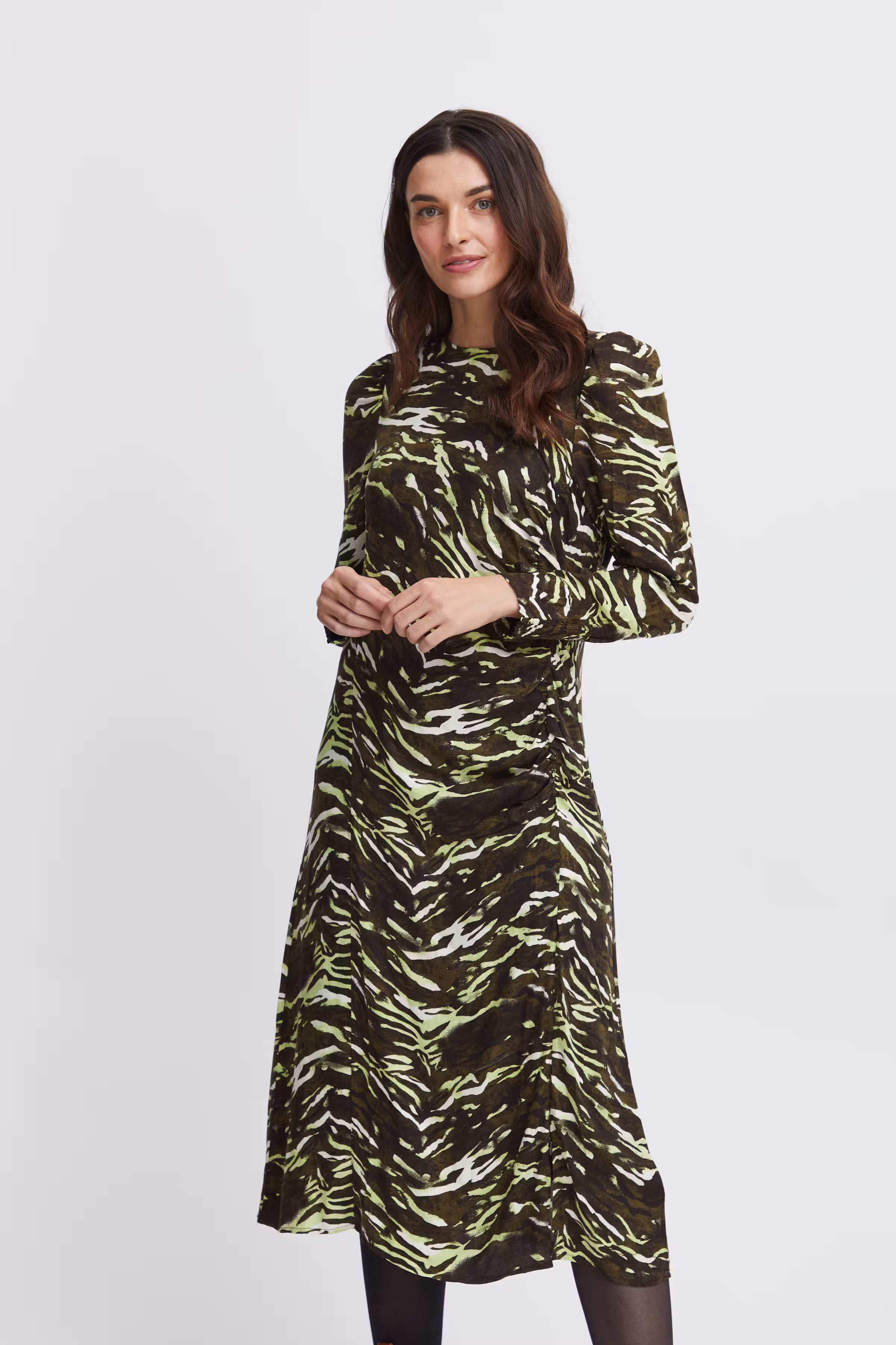 FRZURI Klänning LOOKBOOK FRONT 20613333-202656