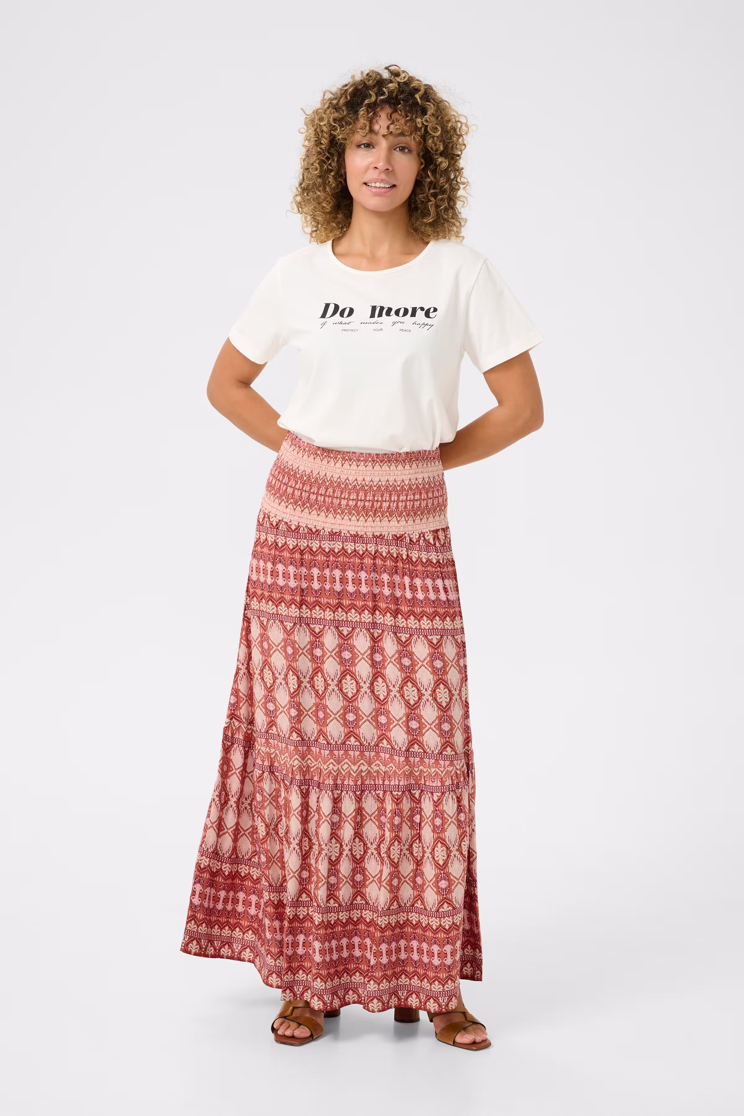 CRTiah Skirt LOOKBOOK FRONT 10612774-107520