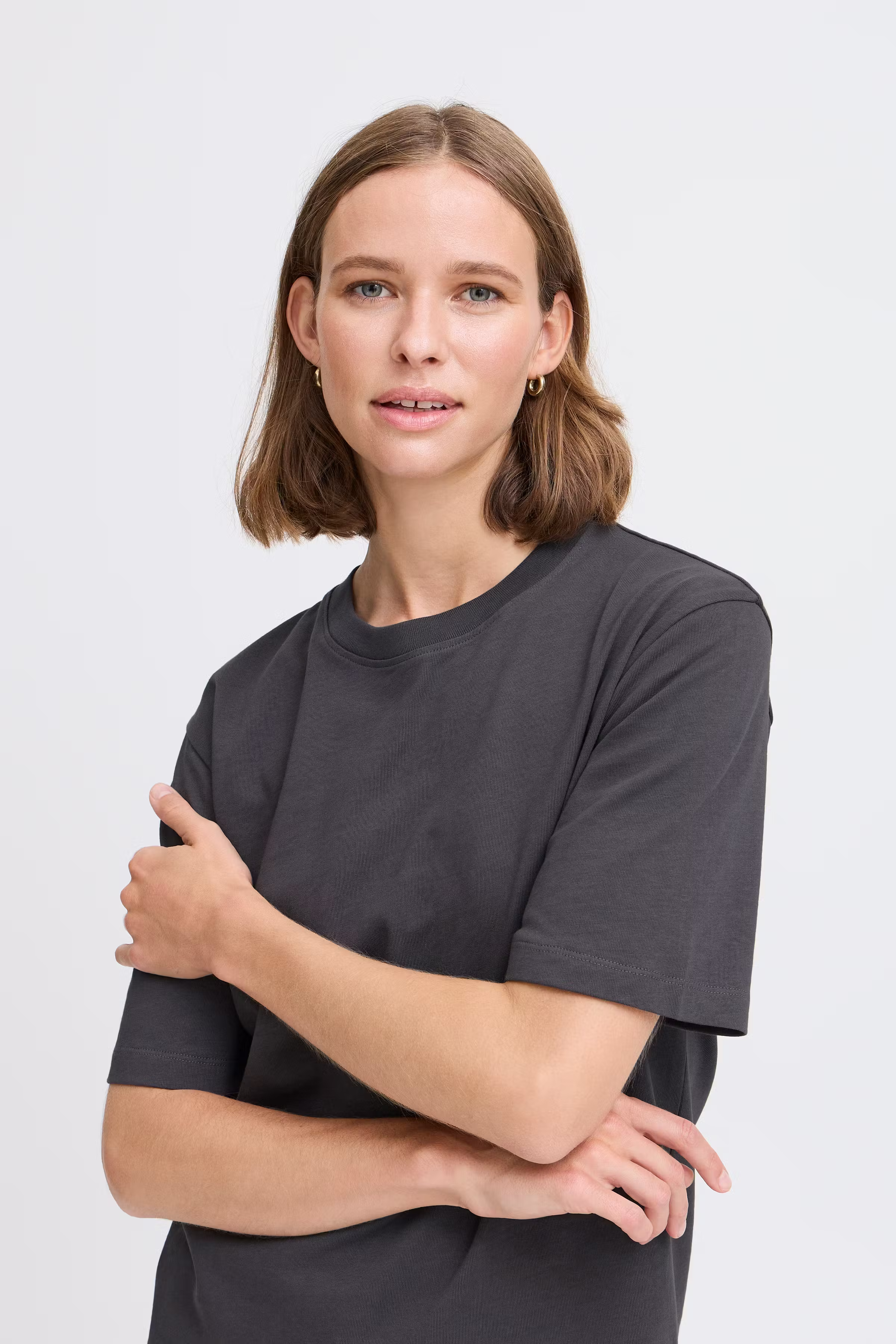 BYTROLLO T-shirt LOOKBOOK DETAIL 20814444-190201