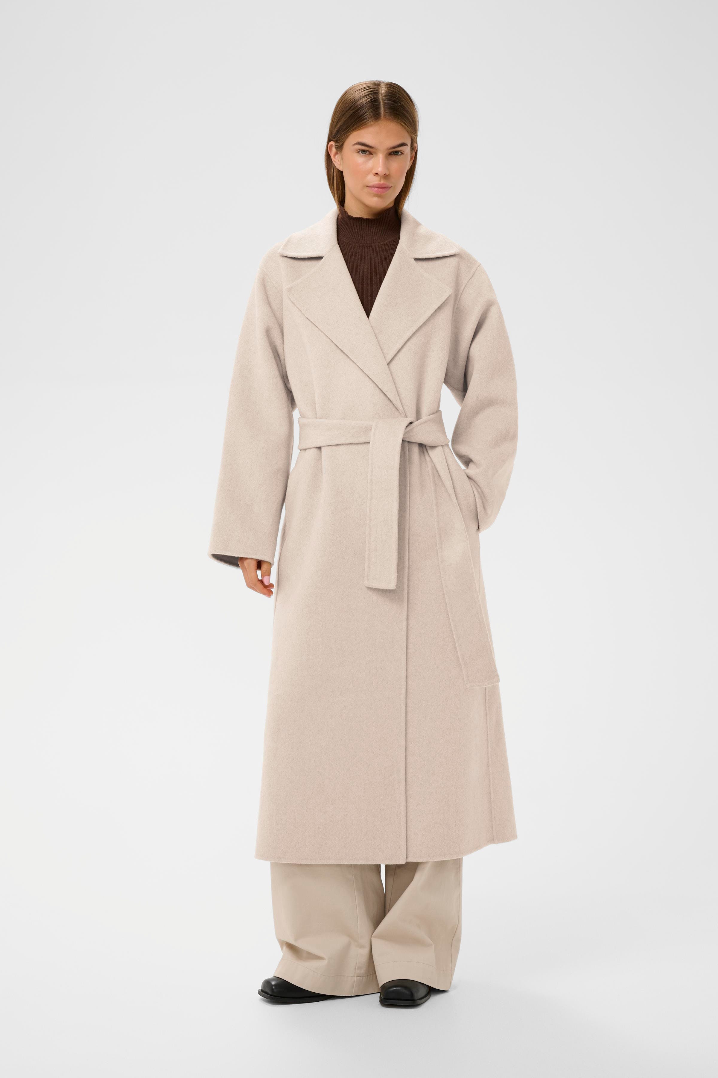 YillaIW Kåpe LOOKBOOK FRONT 30110608-300002