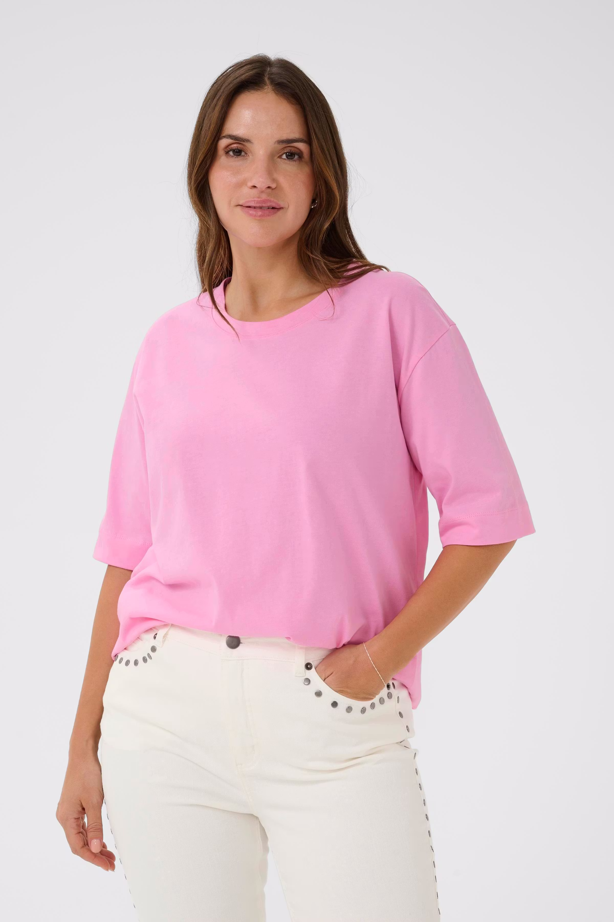 KCmina T-shirt LOOKBOOK FRONT 10583008-152218